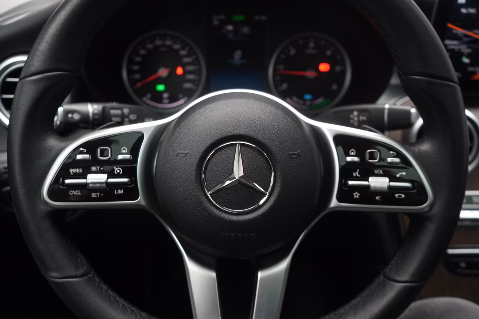 (B-219) Mercedes-Benz(Hybrid) GLC 300 de 4Matic 9G-Tronic CarPlay/Temp/Kam - Image 15