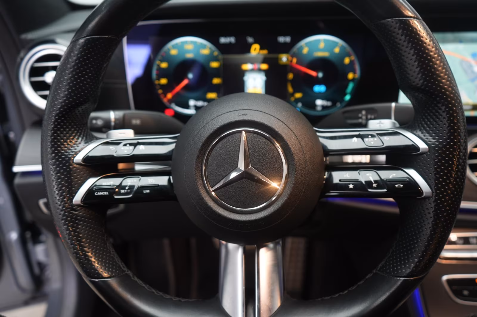 (B-577) Mercedes-Benz(Hybrid) E 300 de 9G-Tronic AMG Line 360/STHZ/LED/19" - Image 17