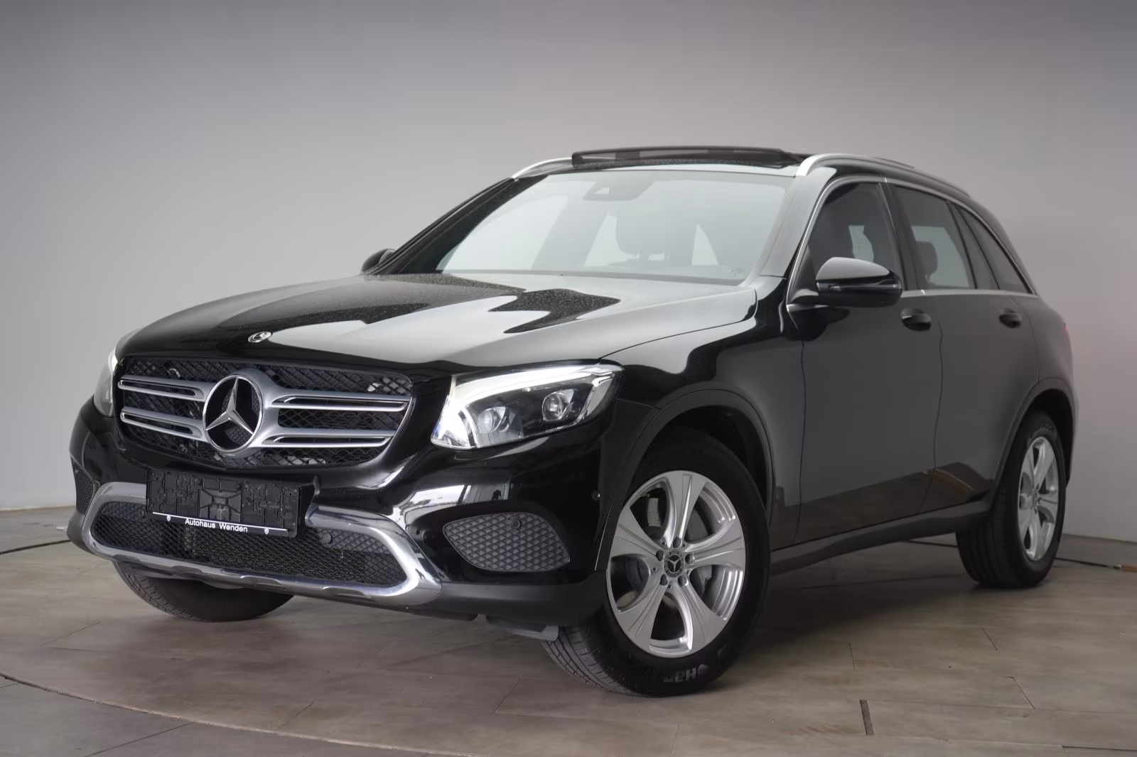 (B-788)Mercedes-Benz GLC 300 4Matic 9G-Tronic Exclusive Leder/Temp/Ka - Image 3