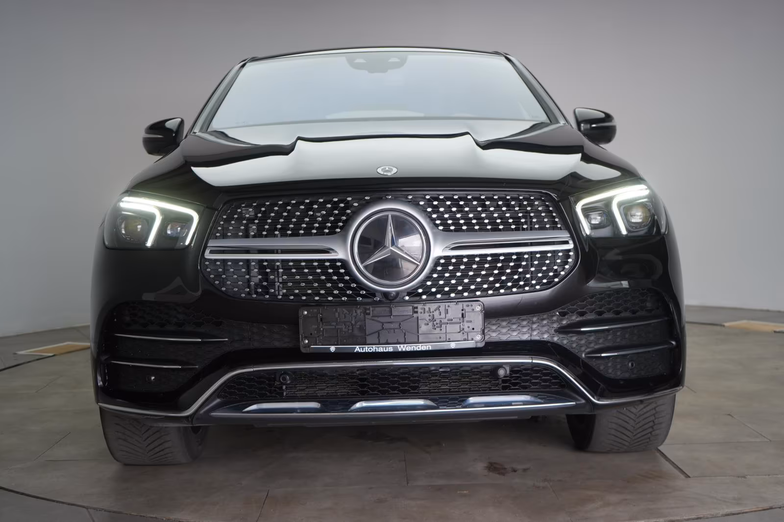 (B-329) Mercedes-Benz(Hybrid) GLE 350 de 4Matic AMG Leder/Burmester/Softclo - Image 2