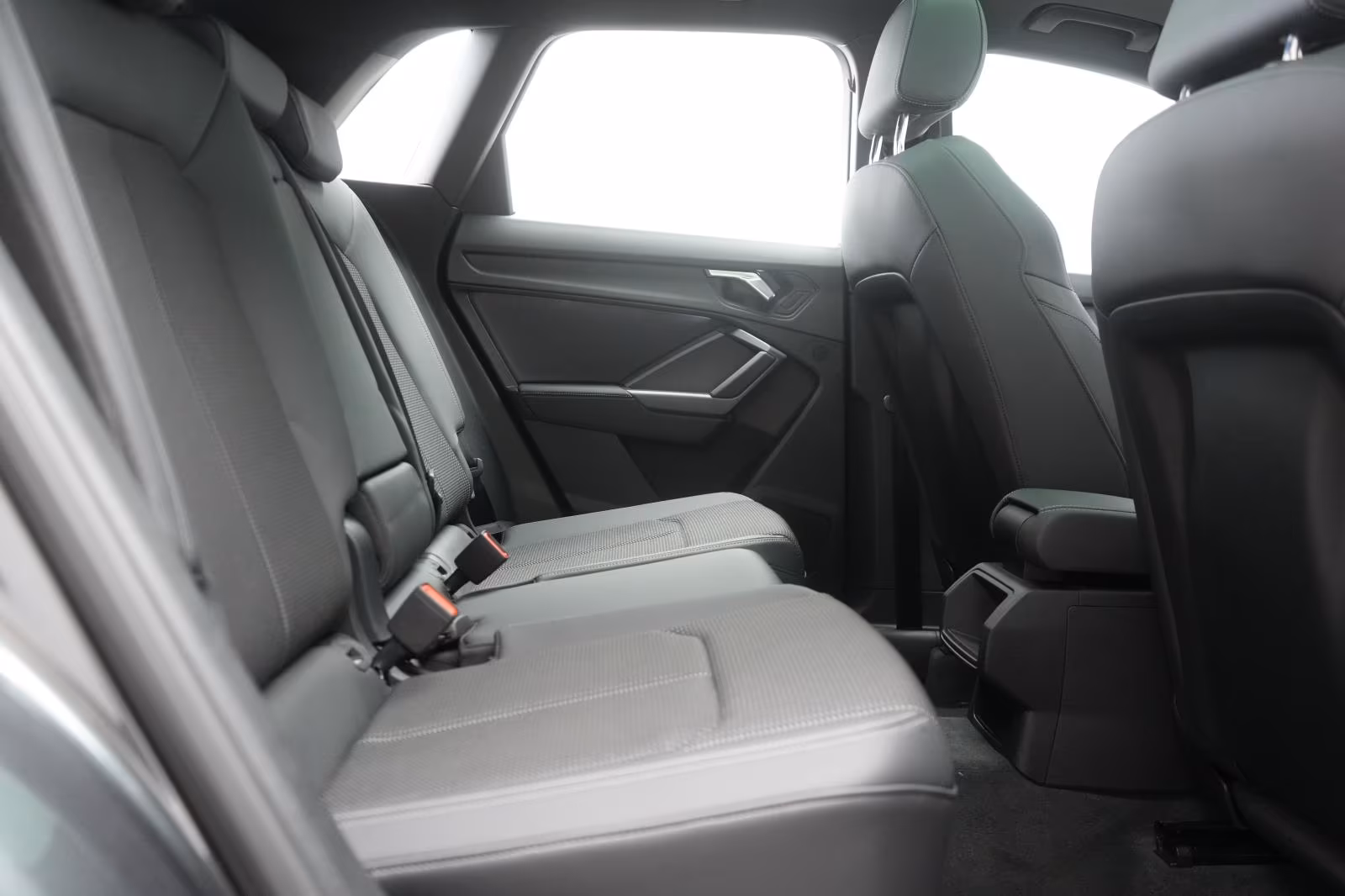 (B-291) Audi Q3 35 TDI S tronic S line Temp/Virtual/Pano/Lane - Image 11