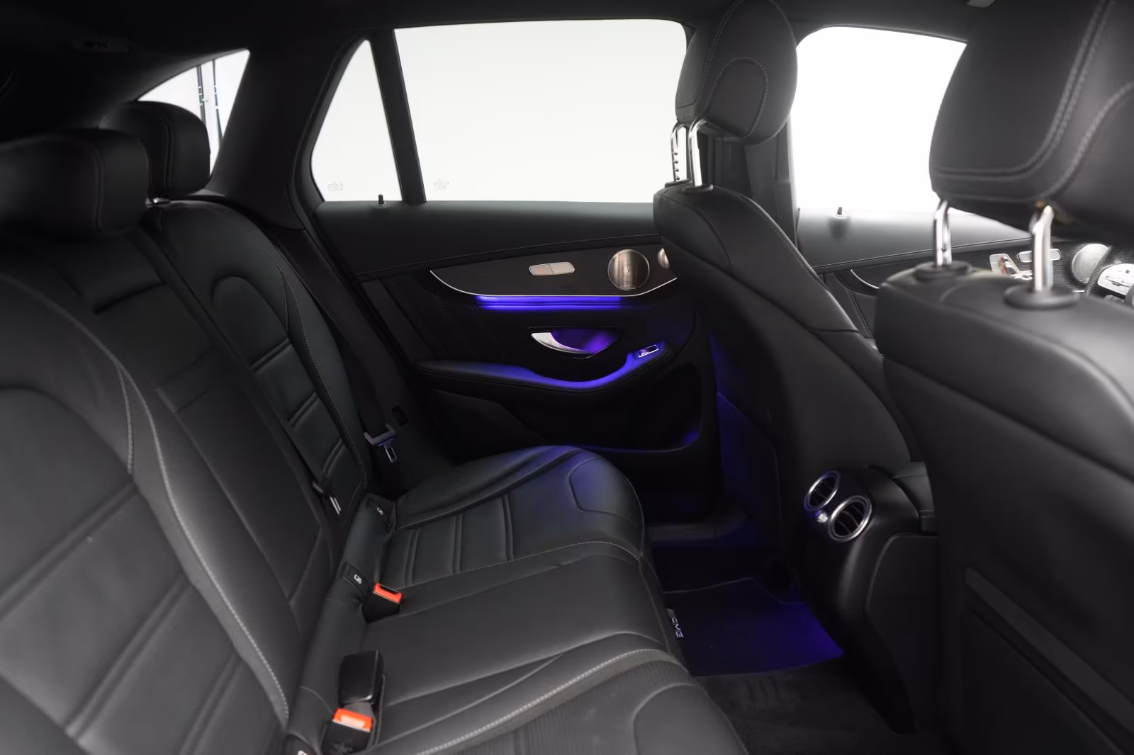 (B-596) Mercedes-Benz GLC 63 AMG 4Matic+ Speedshift MCT 9G Leder/Di - Image 10