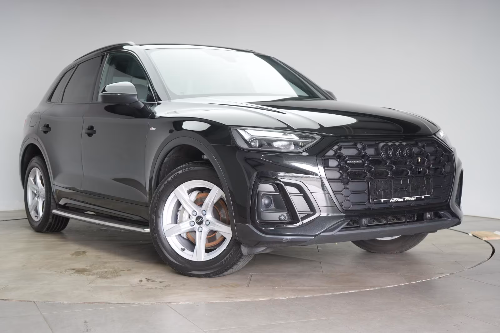 (B-709) Audi Q5 40 TDI quattro S Line ACC/Kamera/Virtual/AHK/ - Image 1