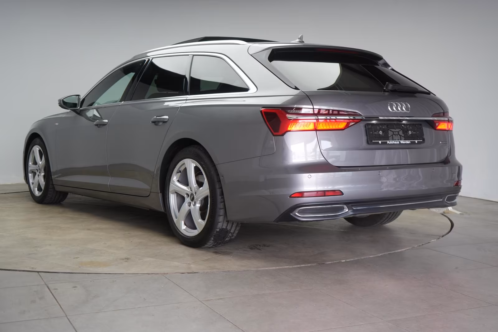 (B-369) Audi A6 40 TDI quattro S tronic S line ACC/Kamera/Pan - Image 3