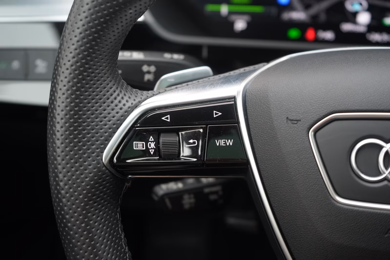(B-373) Audi e-tron 55 quattro S line ACC/Kamera/Virtual/Pano - Image 16
