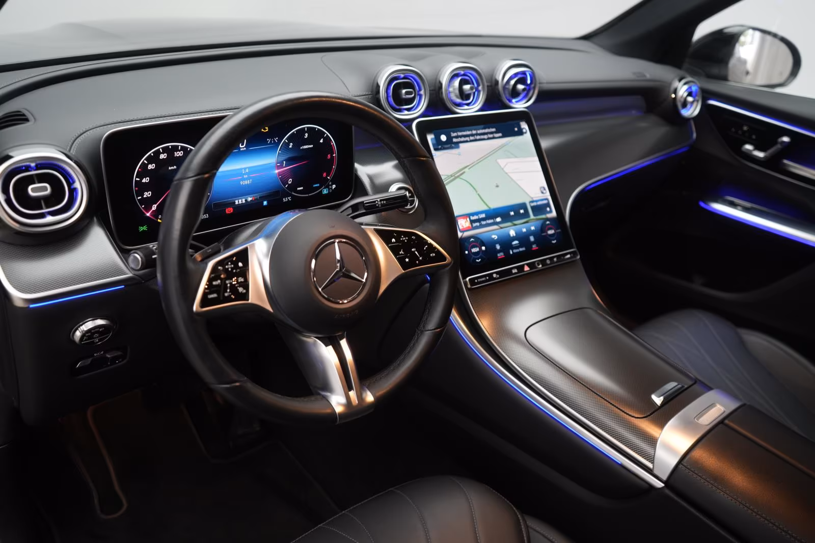 (B-597) Mercedes-Benz GLC 220 d 4Matic 9G-Tronic Avantgarde Advance - Image 7