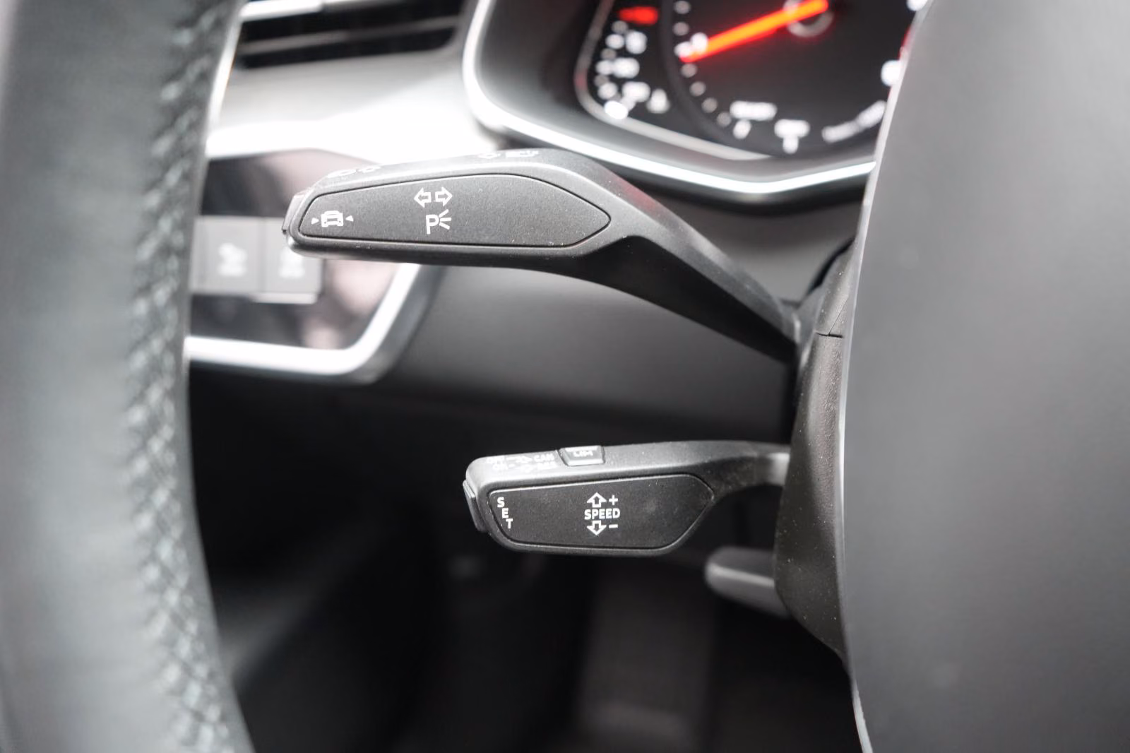 (B-570) Audi A6 45 TDI quattro S tronic S line Navi/Temp/AHK/ - Image 13