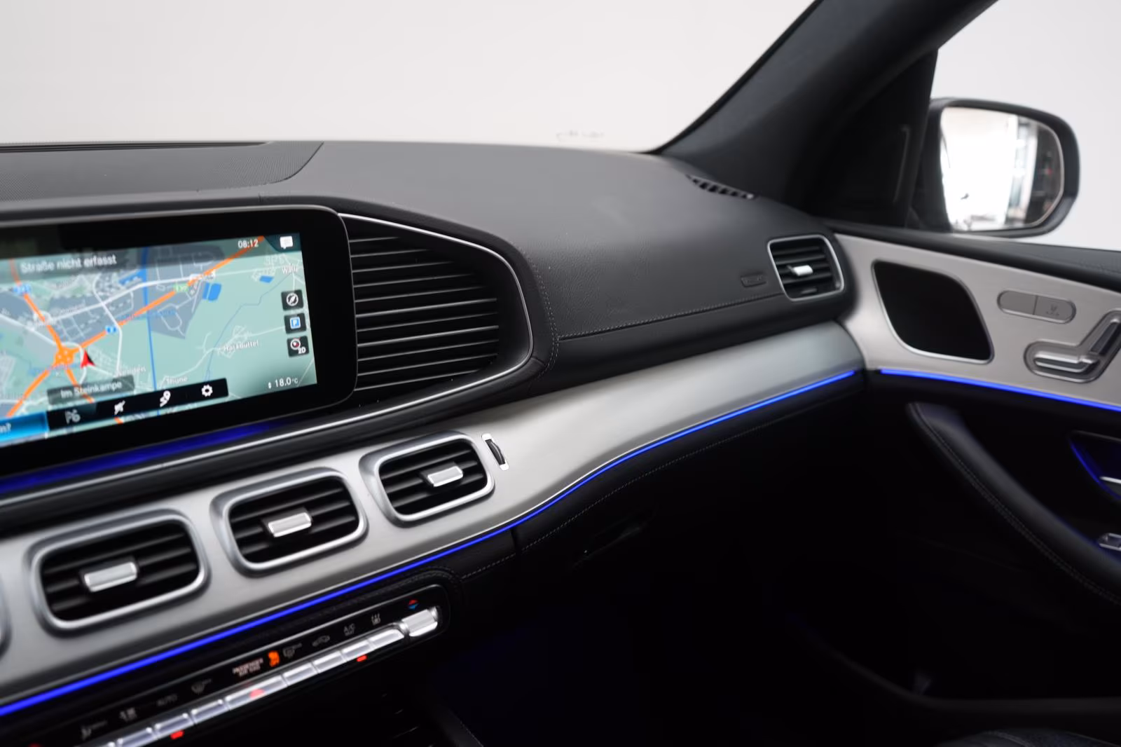 (B-732) Mercedes-Benz GLE 300 d 4Matic 9G-Tronic - Image 17