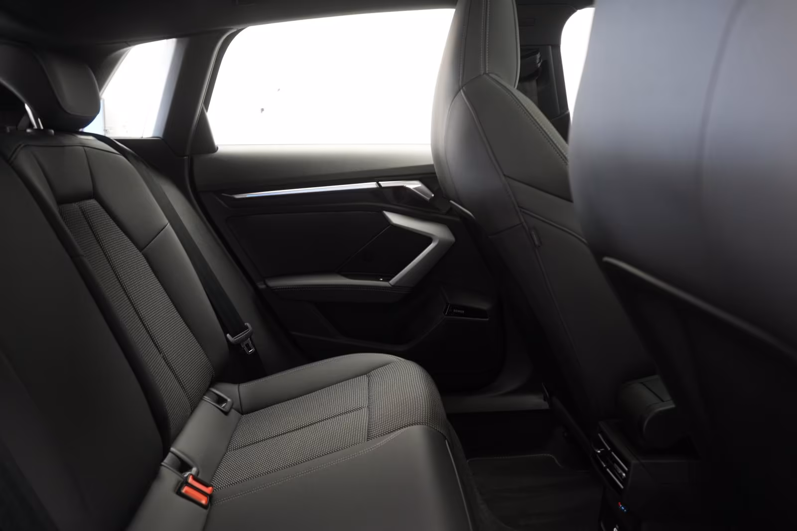 (B-142) Audi A3 TFSI Sportback S tronic S line ACC/Kamera/Pan - Image 11