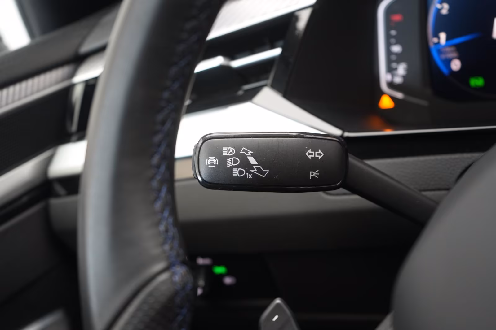 (B-556) Volkswagen Arteon Shooting Brake 2.0 TSI 4Motion DSG R ACC/ - Image 12