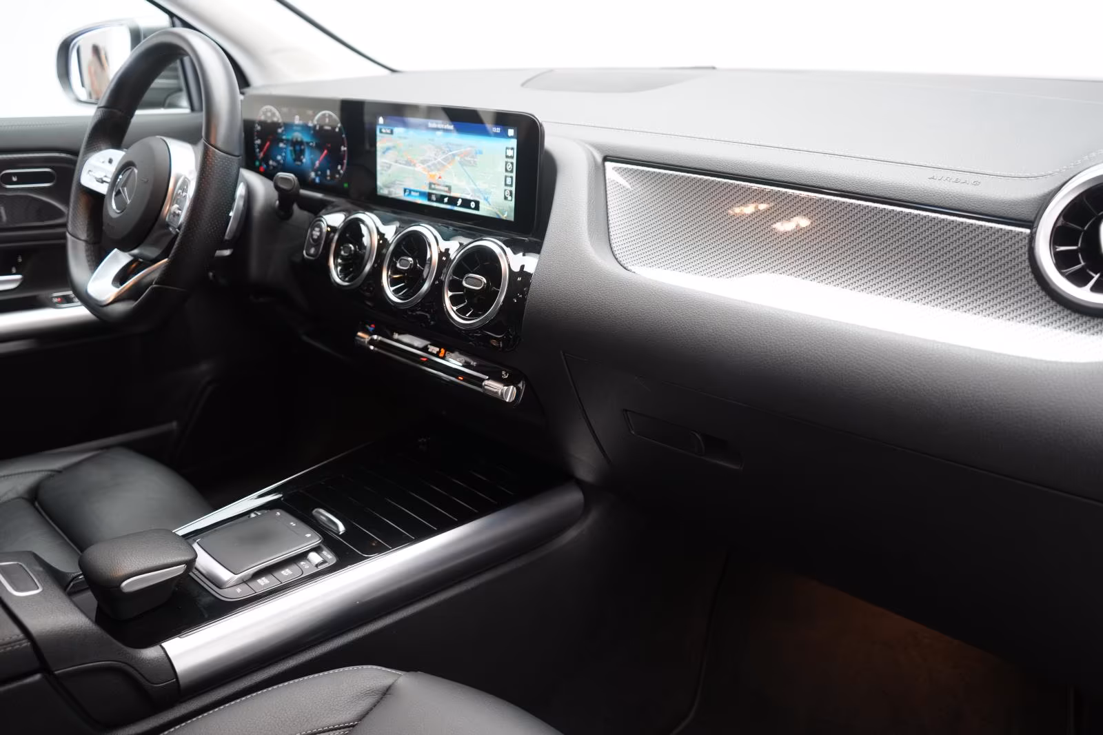 (B-336) Mercedes-Benz GLA 220 d 8G-DCT AMG Line Leder/Temp/Kame - Image 10