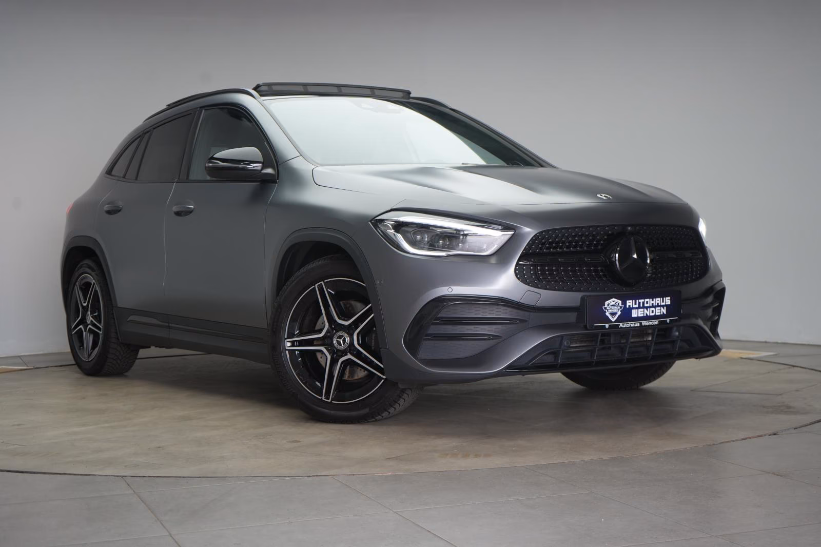 (B-060) Mercedes-Benz GLA 220 d 4Matic 8G-DCT AMG Temp/Kamera/Pa - Image 1