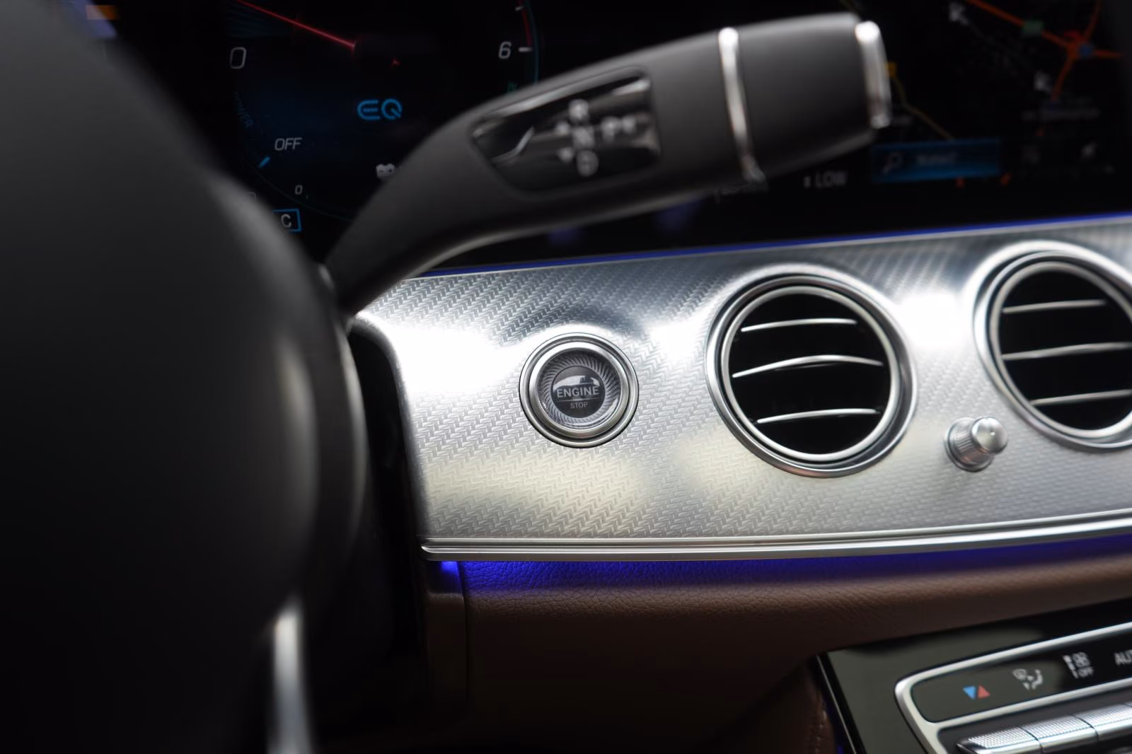 (B-193) Mercedes-Benz(Hybrid) E 300 de T 9G-TRONIC Avantgarde Leder/Distronic/ - Image 17