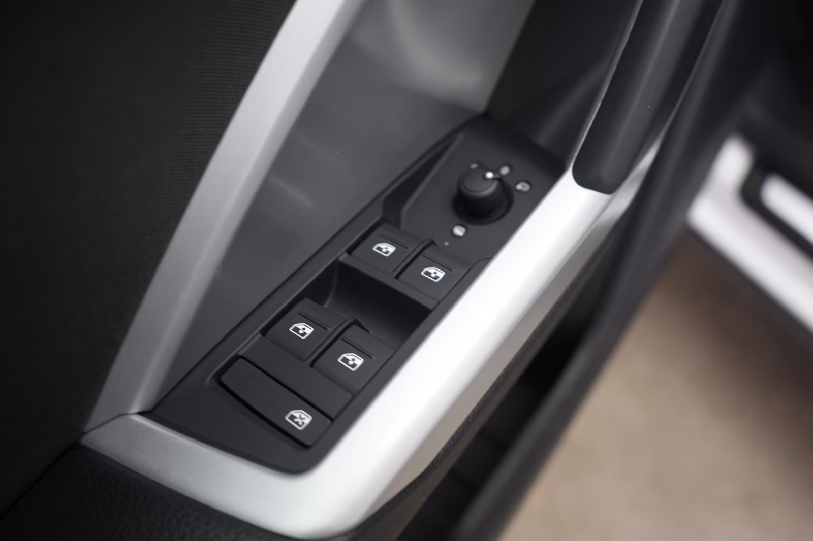 (B-254) Audi Q3 35 TFSI S tronic advanced CarPlay/Temp/Virtua - Image 16