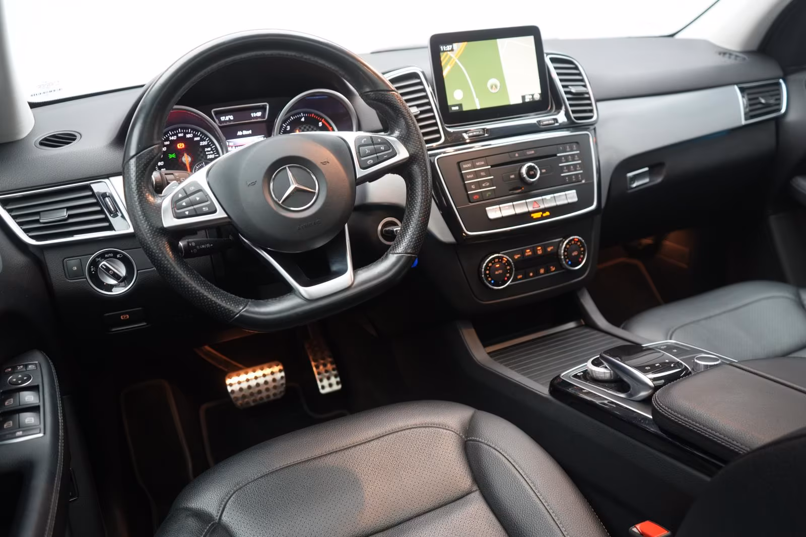 (B-379) Mercedes-Benz GLE 350 d 4Matic 9G-Tronic AMG Leder/Temp/Pa - Image 8