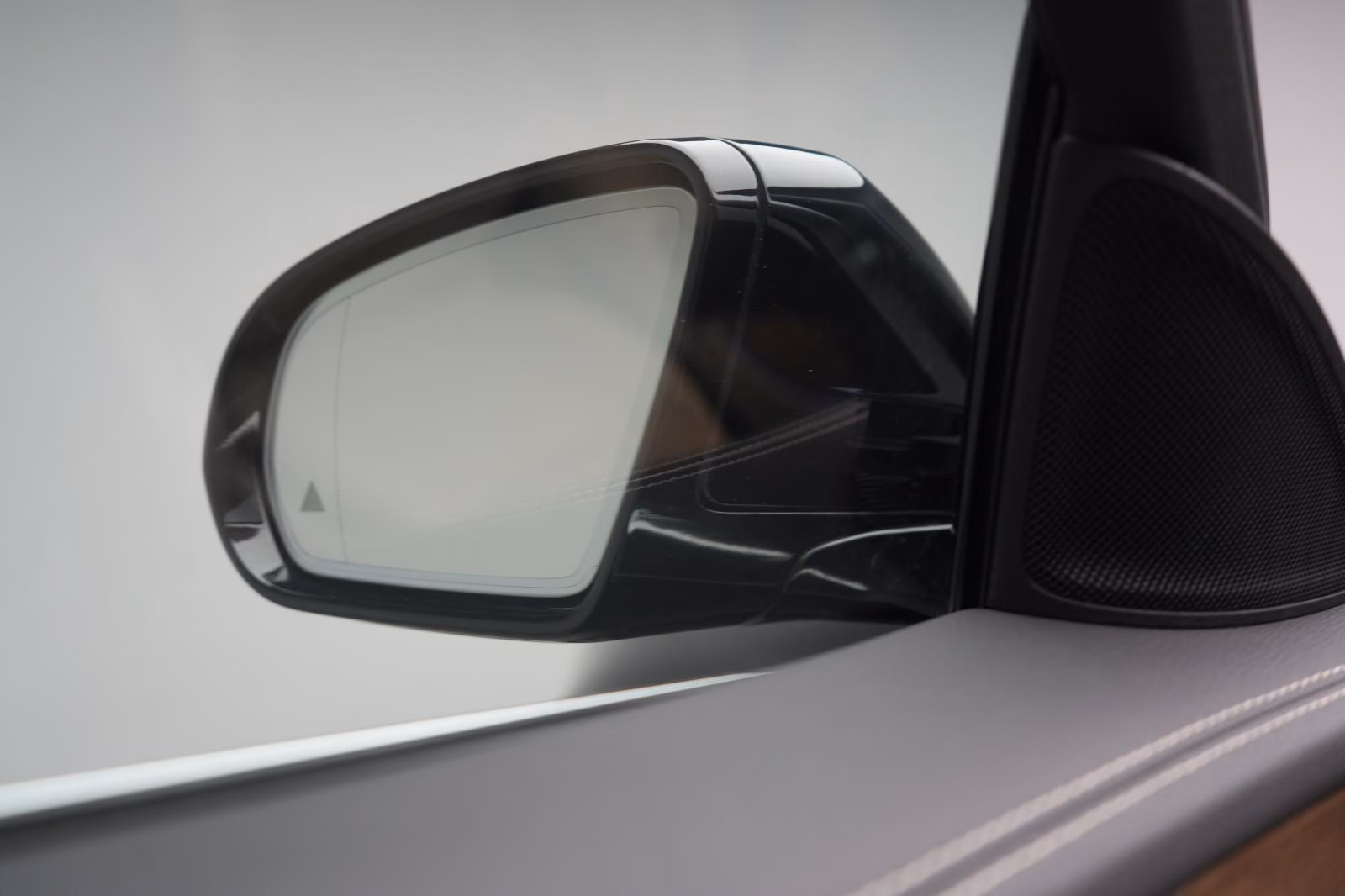 (B-094) Mercedes-Benz(Hybrid) E 300 de 9G-Tronic Exclusive Leder/Distronic/Bur - Image 27