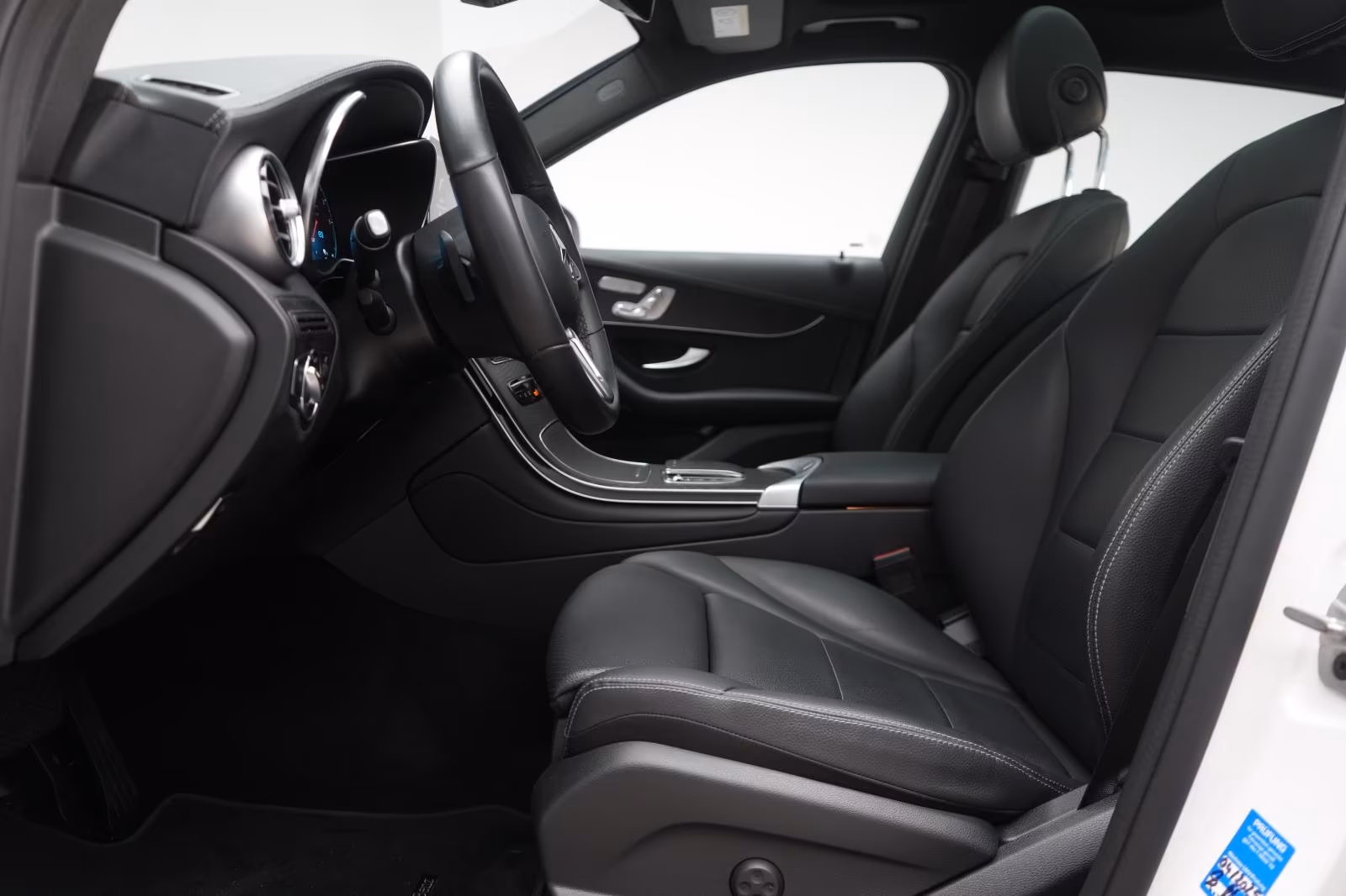 (B-484) Mercedes-Benz(Hybrid) GLC 300 de 4Matic 9G-Tronic Leder/Distronic/K - Image 6