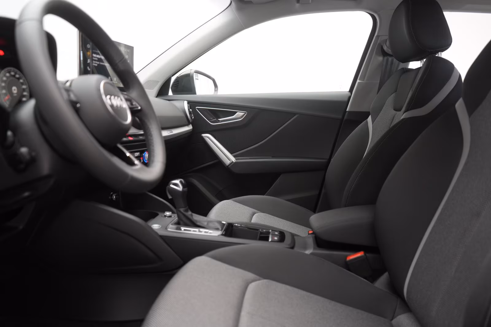 (B-405) Audi Q2 35 TFSI S tronic S line Matrix/ACC/Kamera/Vir - Image 6