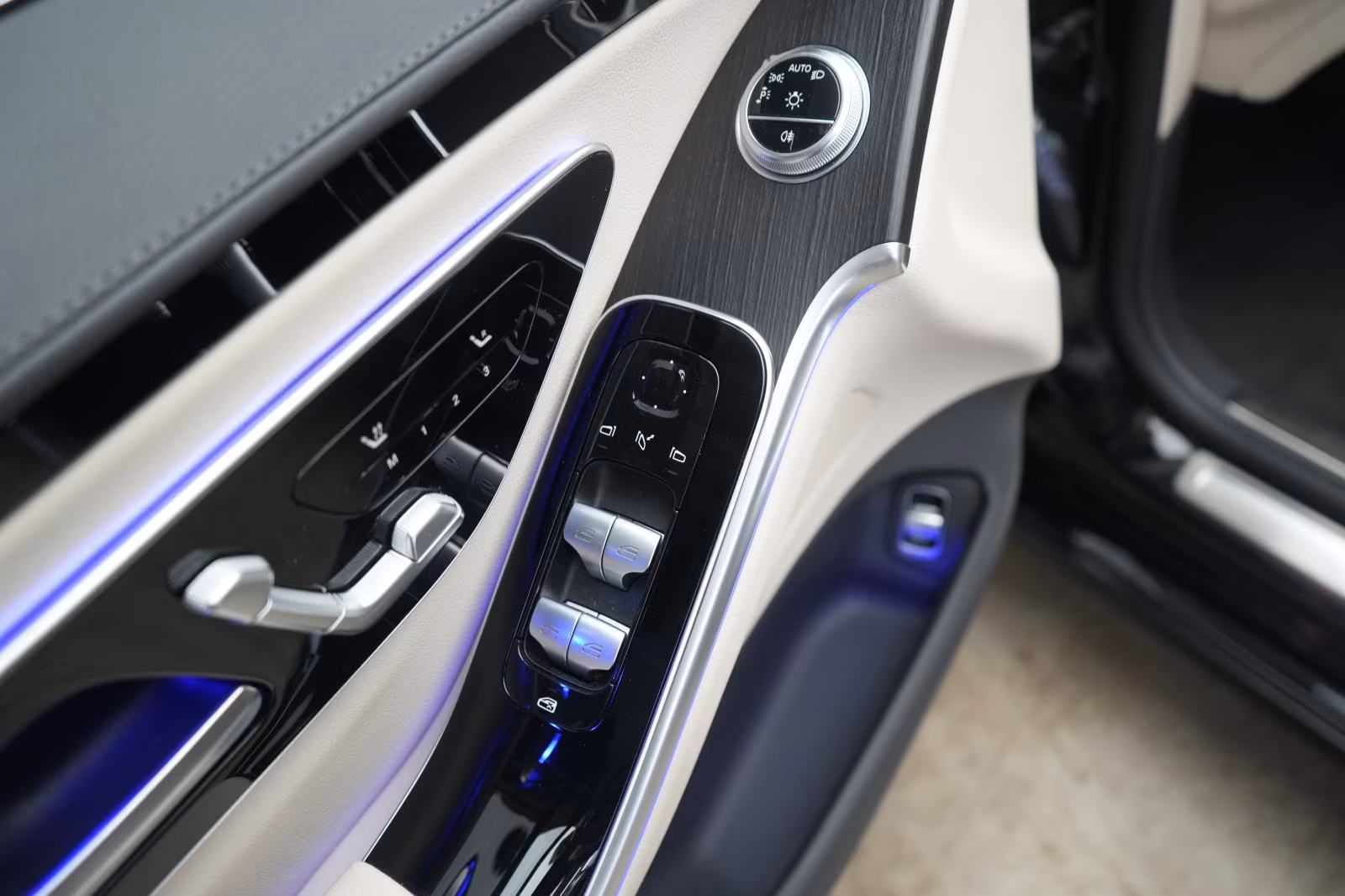 (B-200) Mercedes-Benz S 400 d 4Matic 9G-Tronic Leder/Distronic/HUD/ - Image 13