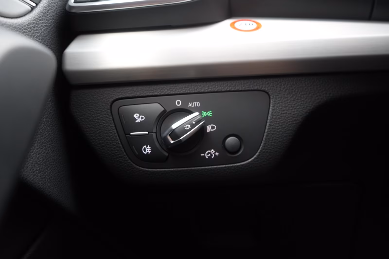 (B-661) Audi Q5 50 TDI quattro S line ACC/Virtual/Luft/Lane/ - Image 14