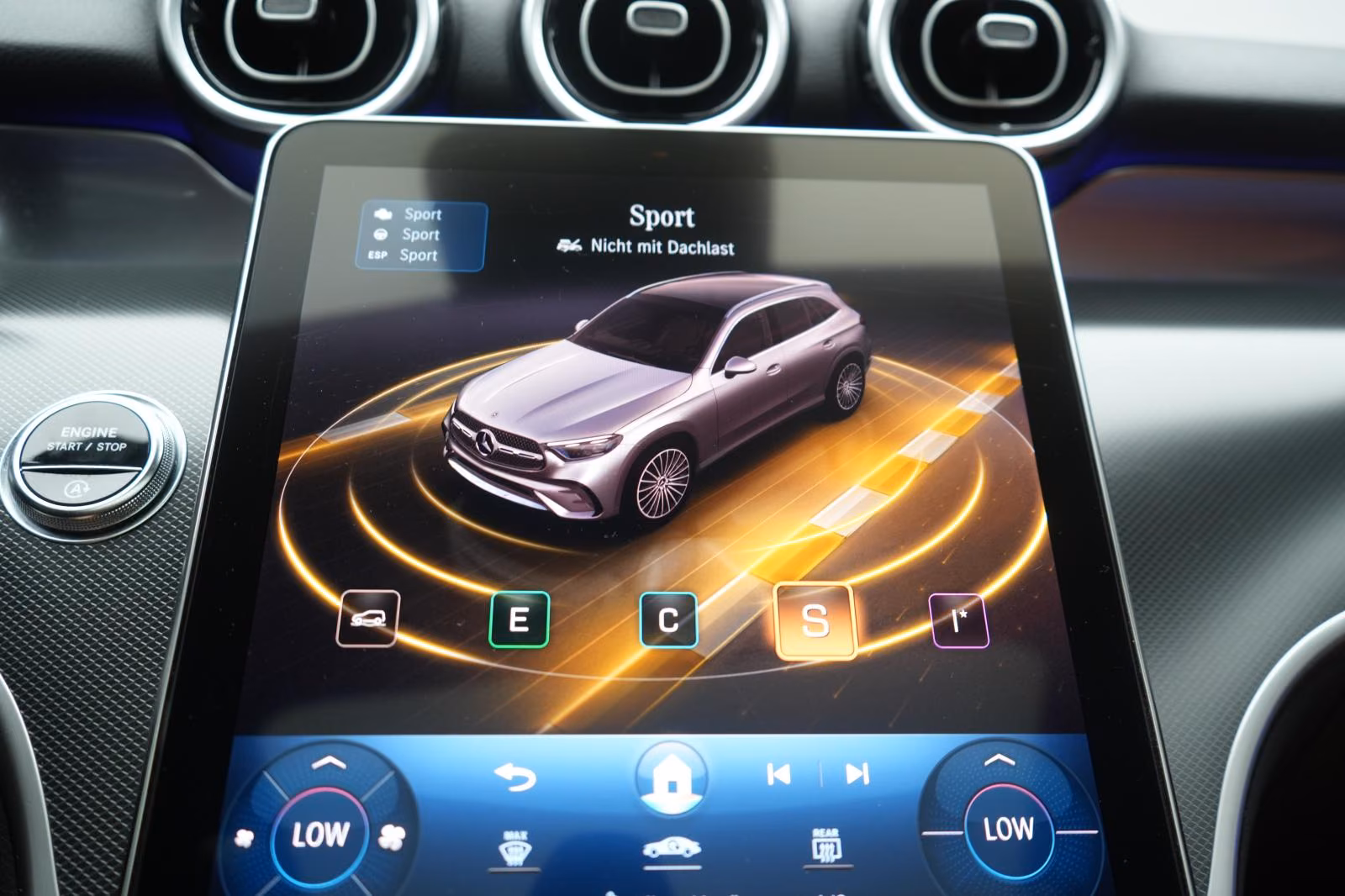 (B-405) Mercedes-Benz GLC 220 d 4Matic 9G-Tronic Avantgarde Advance - Image 13