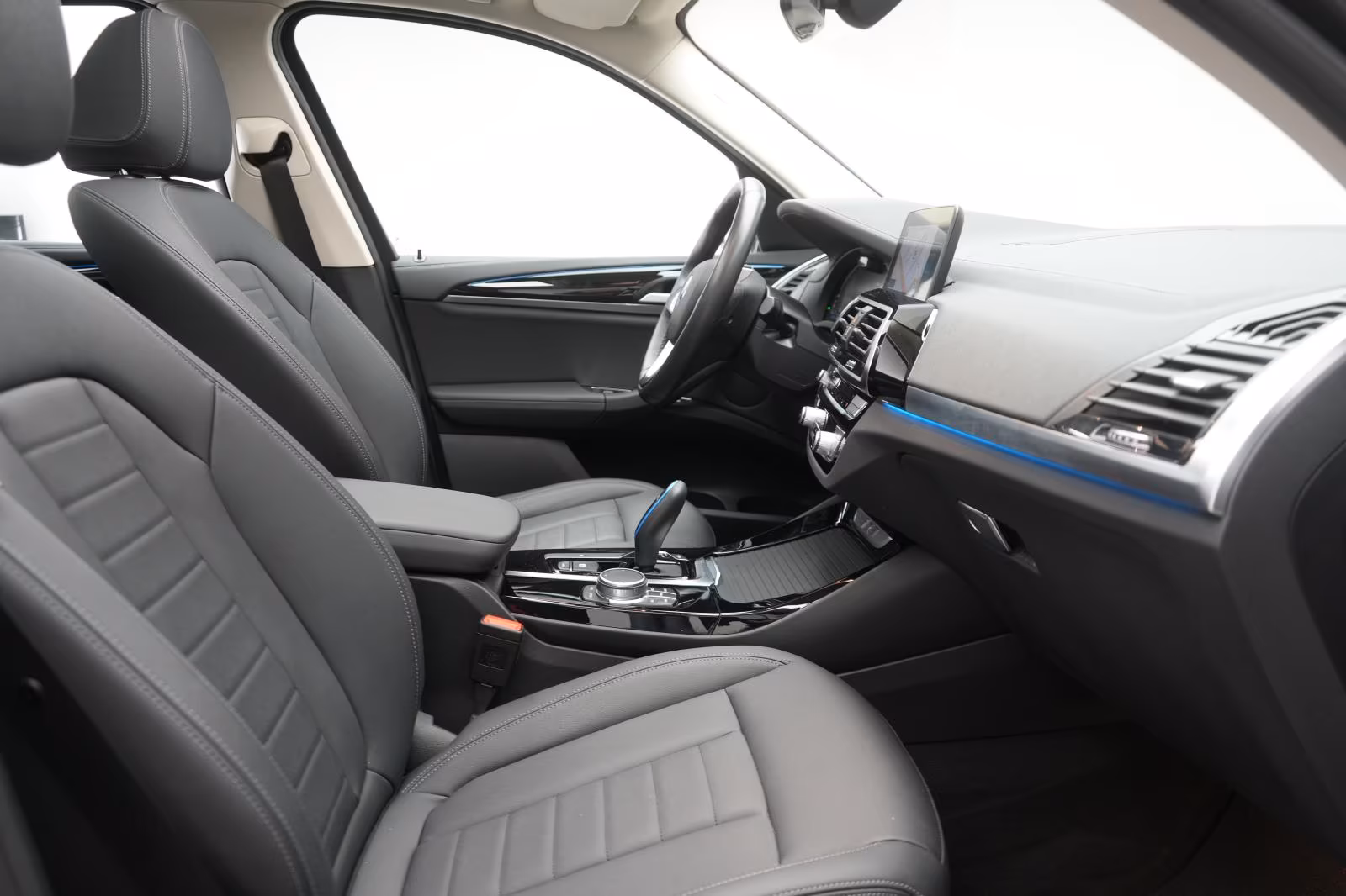 (B-434) BMW iX3 Inspiring Leder/ACC/Kamera/Pano/Virtual/Lane - Image 9