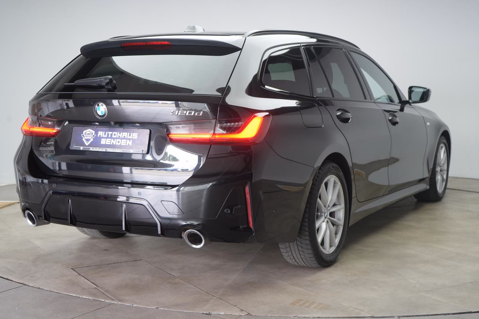 (B-062) BMW 320 d Touring M-Sport ACC/HUD/Kamera/Wide/CarPla - Image 5