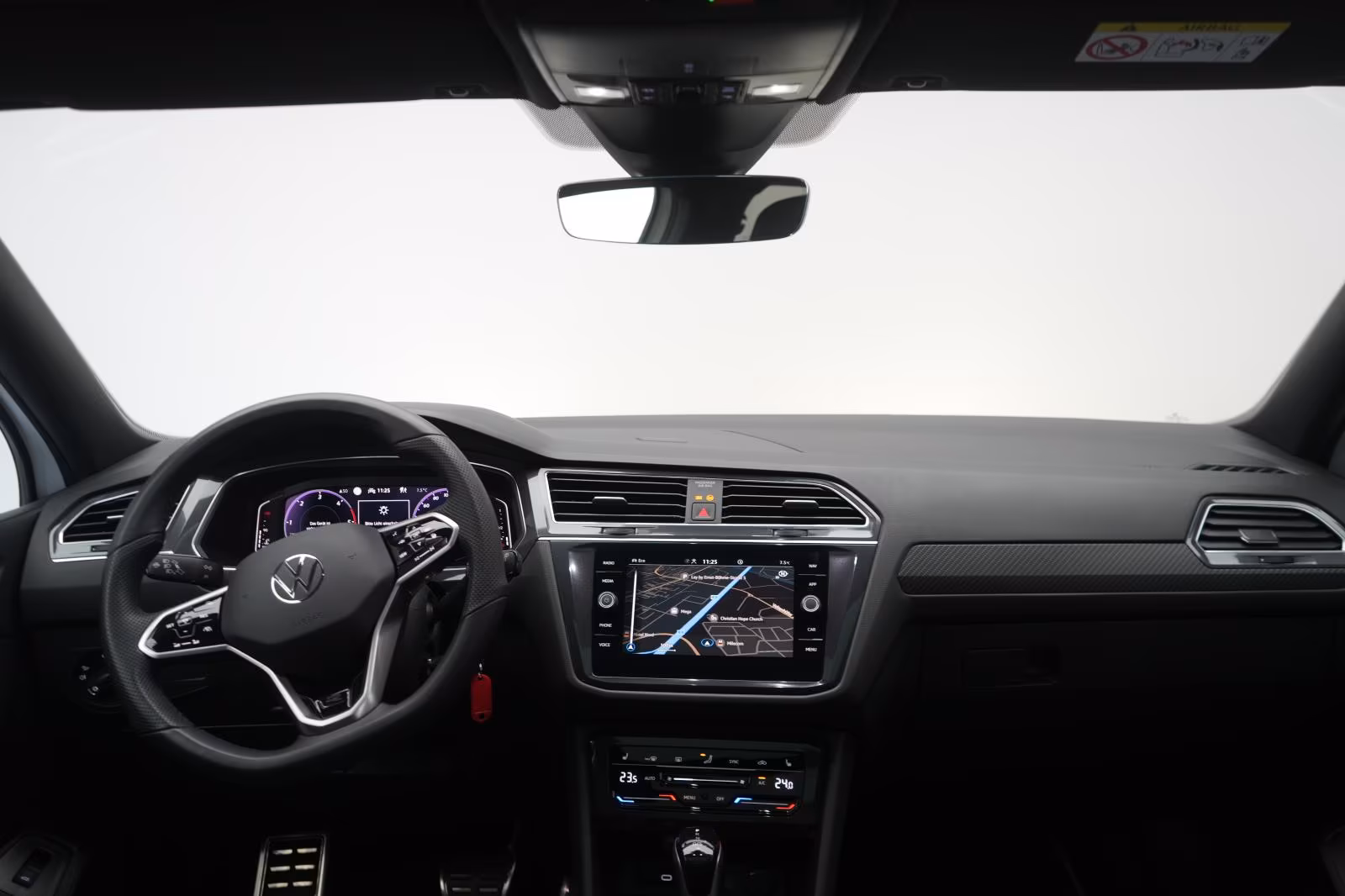 (B-063) Volkswagen Tiguan Allspace 2.0 TDI 4Motion DSG R-Line ACC/V - Image 13