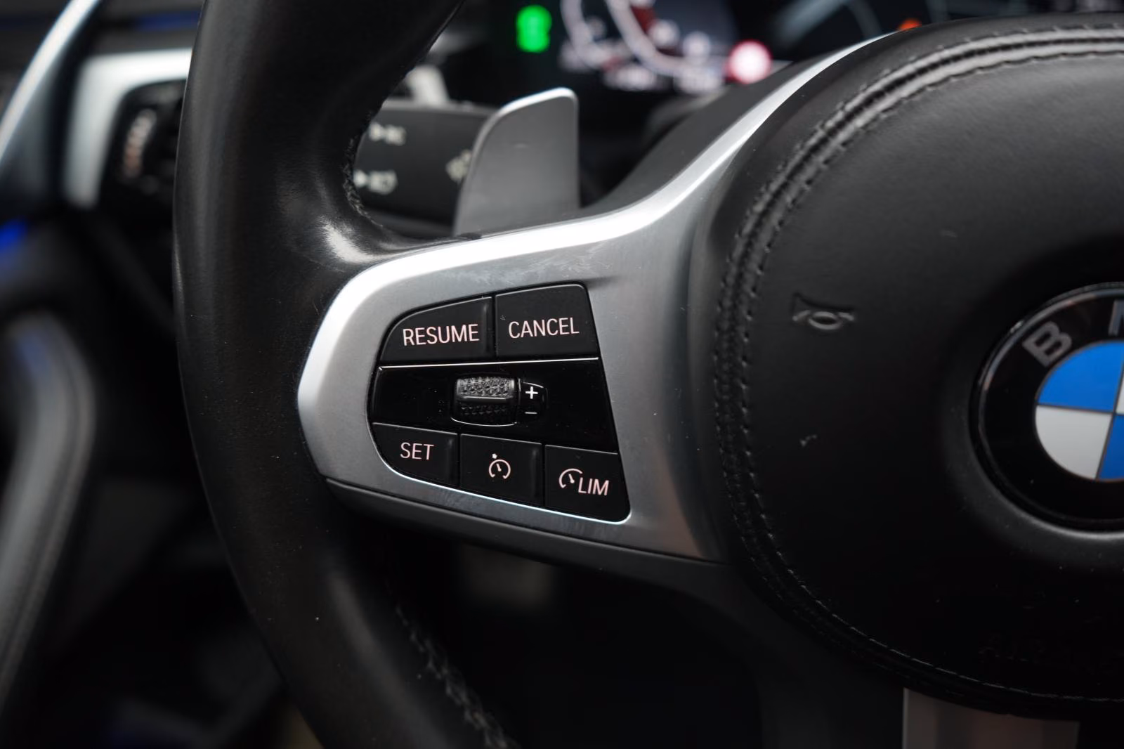 (B-323) BMW 520 d M-Sport Leder/Temp/Kamera/H&K/Carplay - Image 11