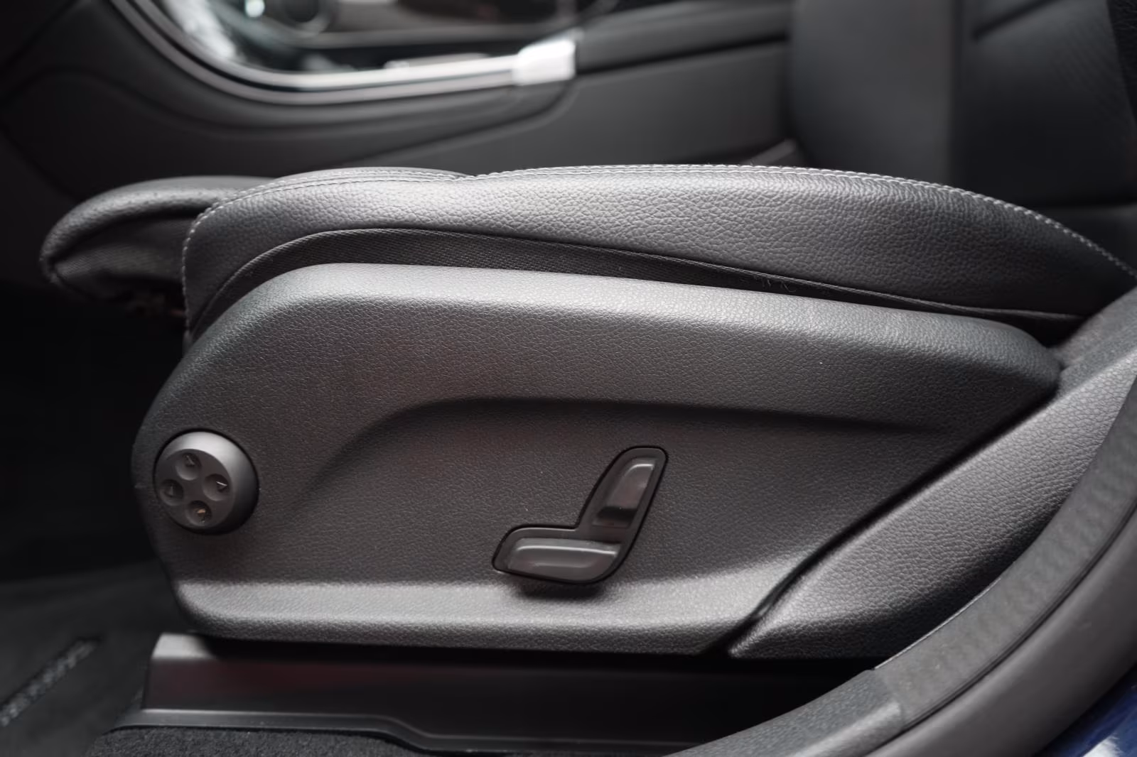 (B-183) Mercedes-Benz(Hybrid) GLC 300 de 4Matic 9G-Tronic Leder/Temp/Kame - Image 14