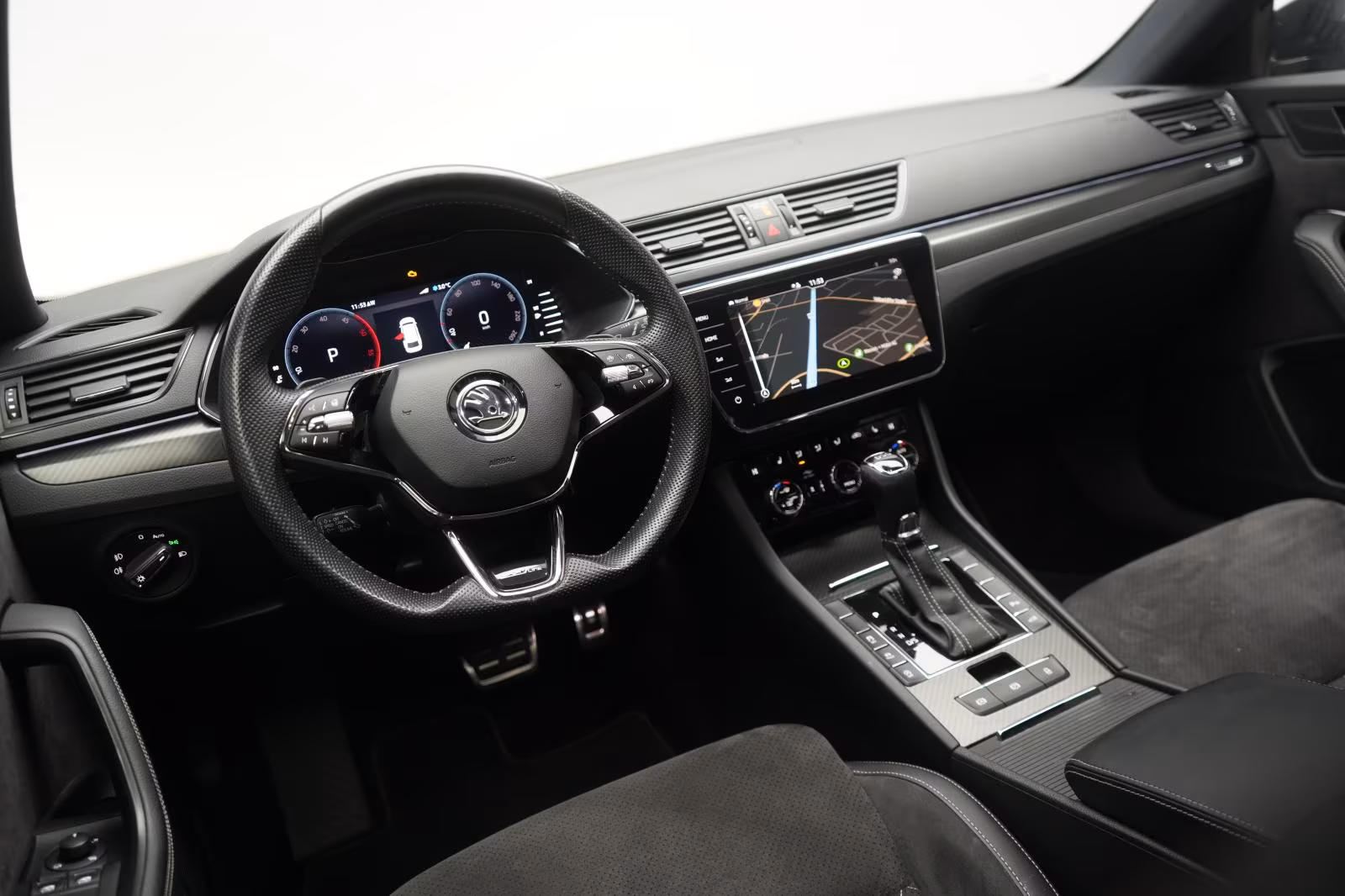 (B-669) Skoda Superb Combi 2.0 TDI DSG Sportline ACC/Virtual/P - Image 7