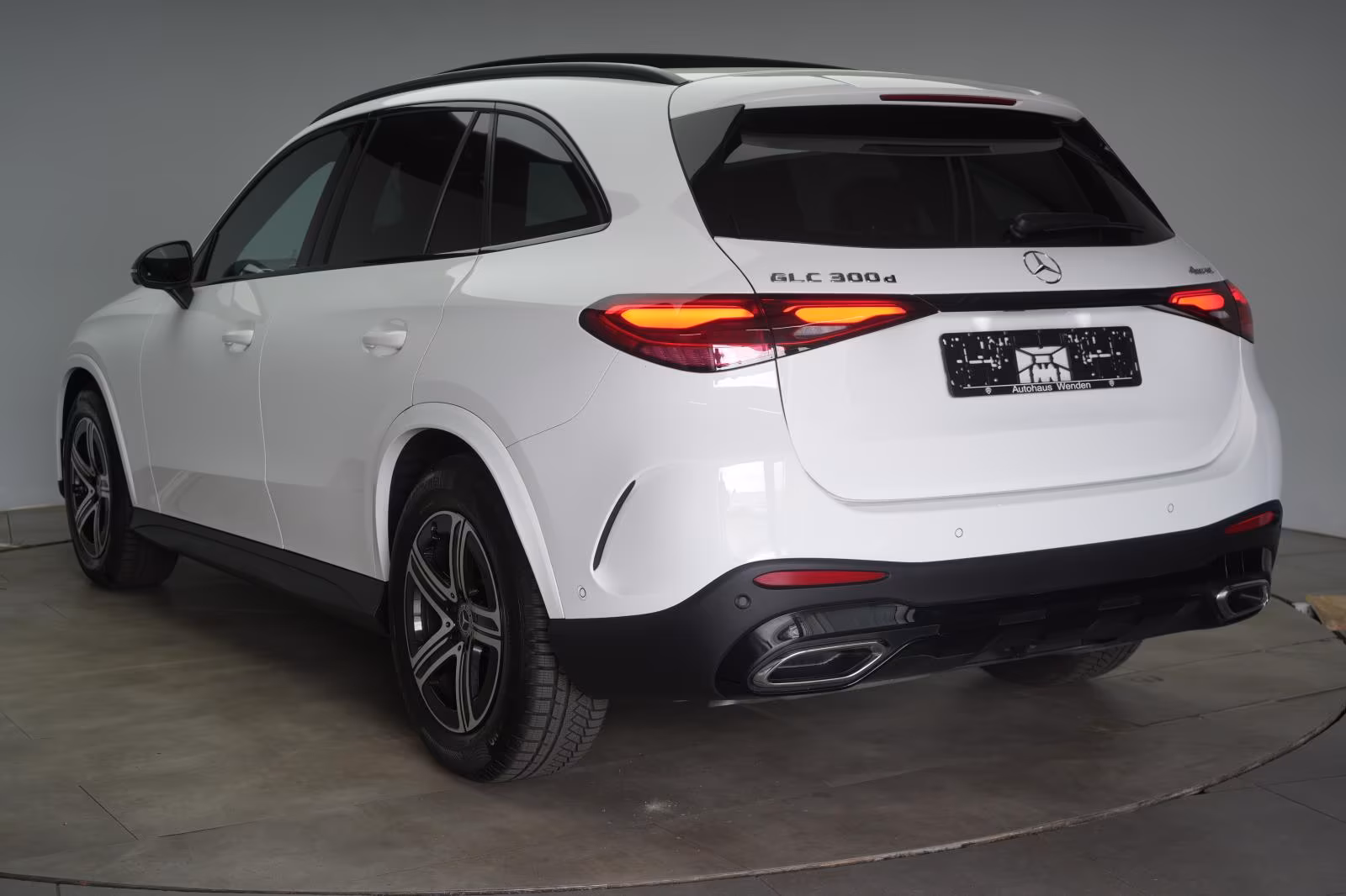 (B-249) Mercedes-Benz GLC 300 d 4Matic Edition AMG Distronic/Kamera/Bu - Image 4