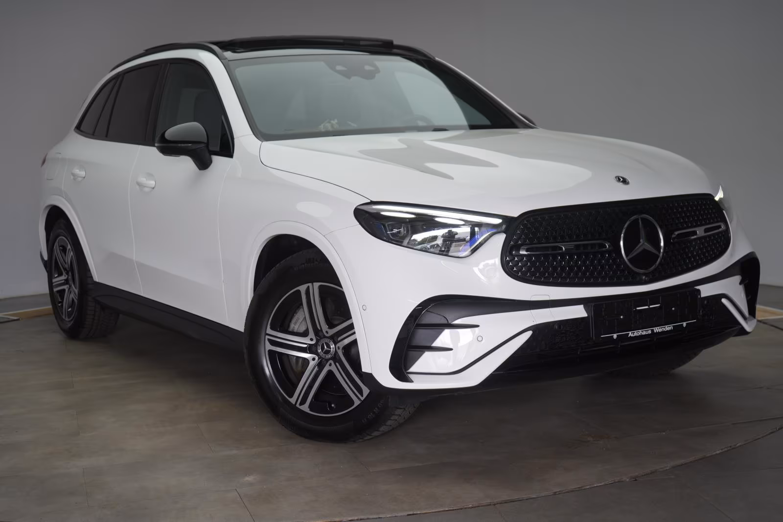 (B-249) Mercedes-Benz GLC 300 d 4Matic Edition AMG Distronic/Kamera/Bu - Image 1