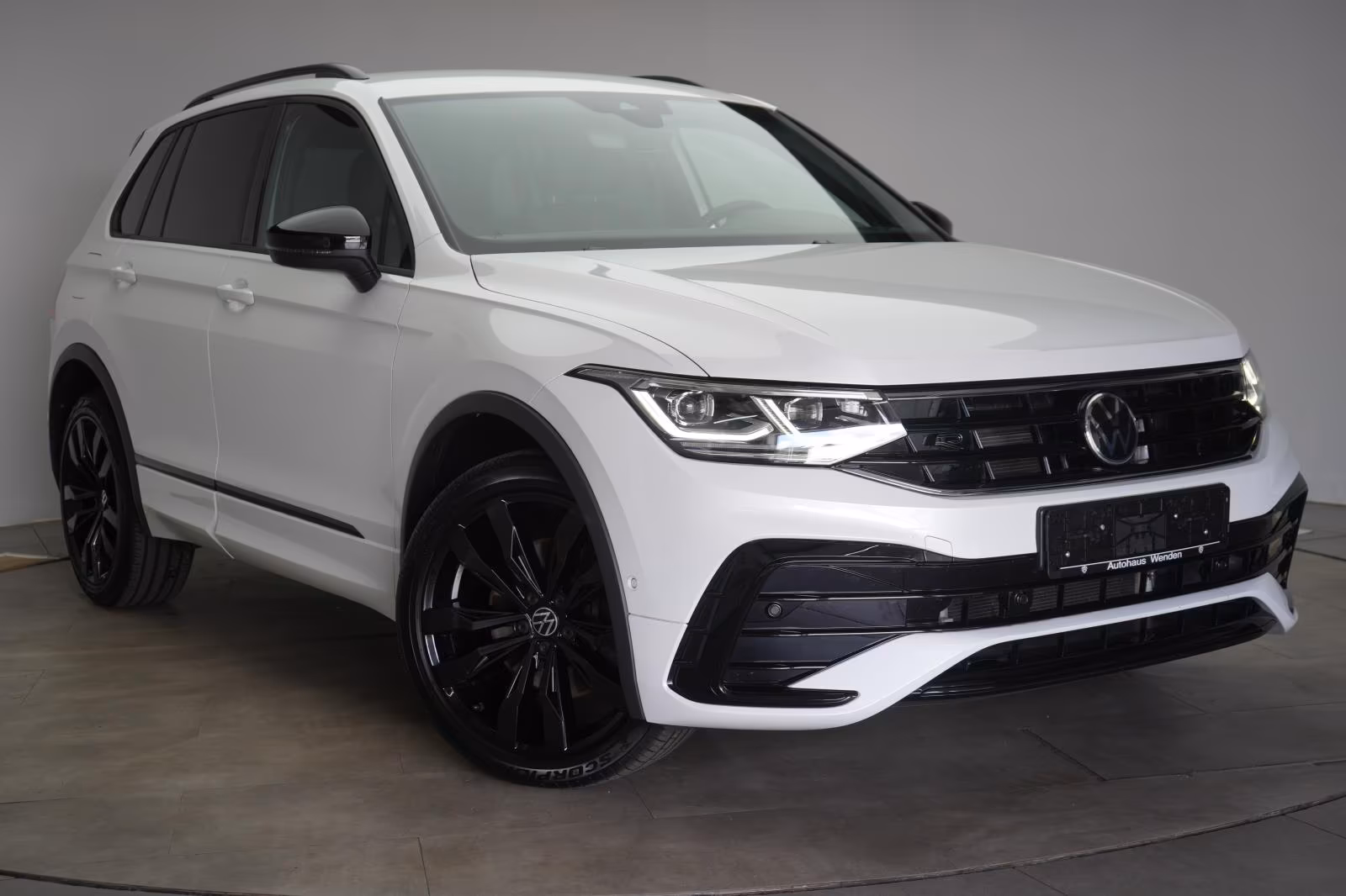 (B-037) Volkswagen(Hybrid) Tiguan 1.4 eHybrid DSG R-Line Leder/ACC/Kamera/V - Image 1