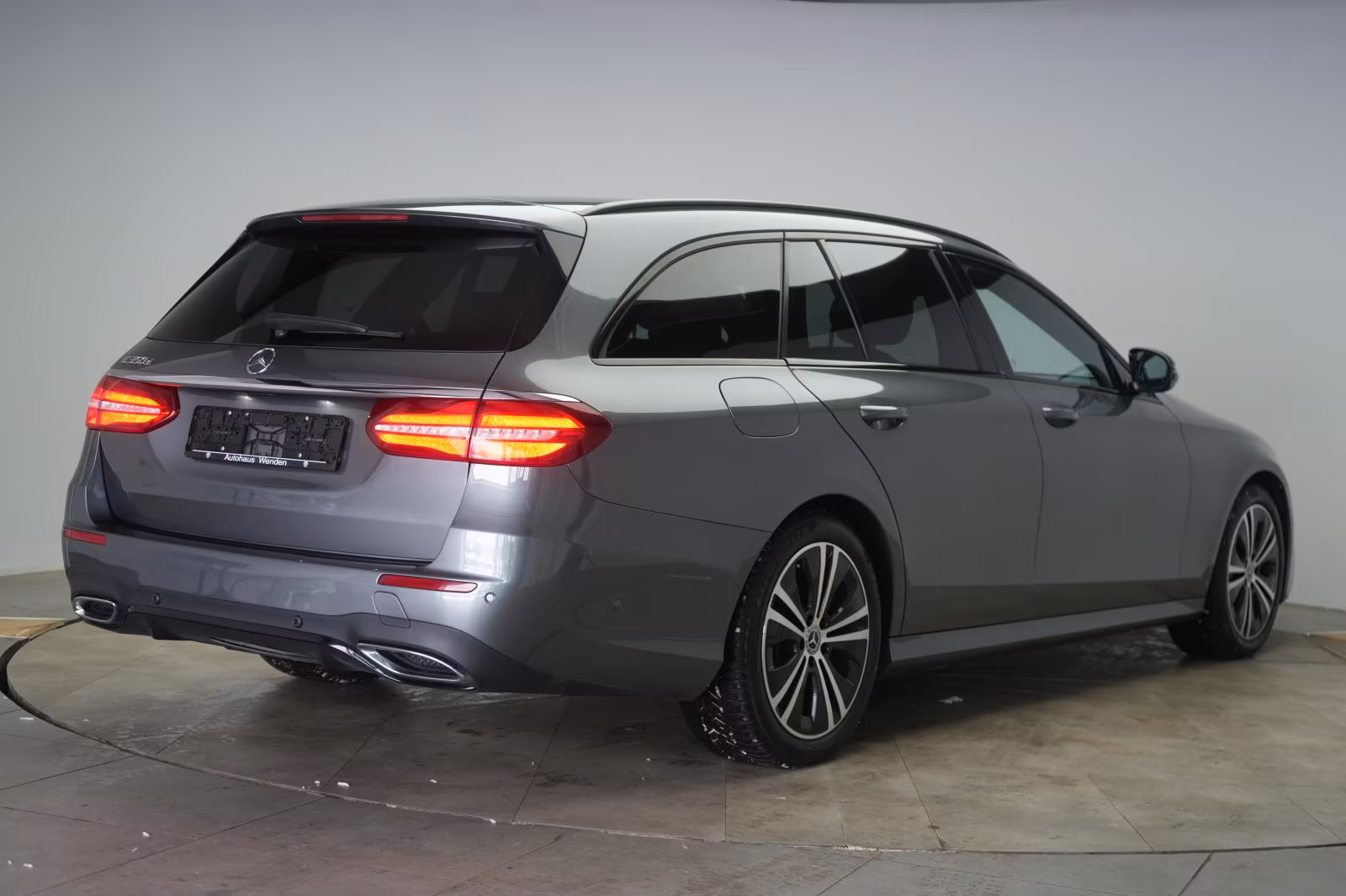 (B-370) Mercedes-Benz E 350 d T 9G-Tronic AMG Distronic/Kamera/Lane/S - Image 5
