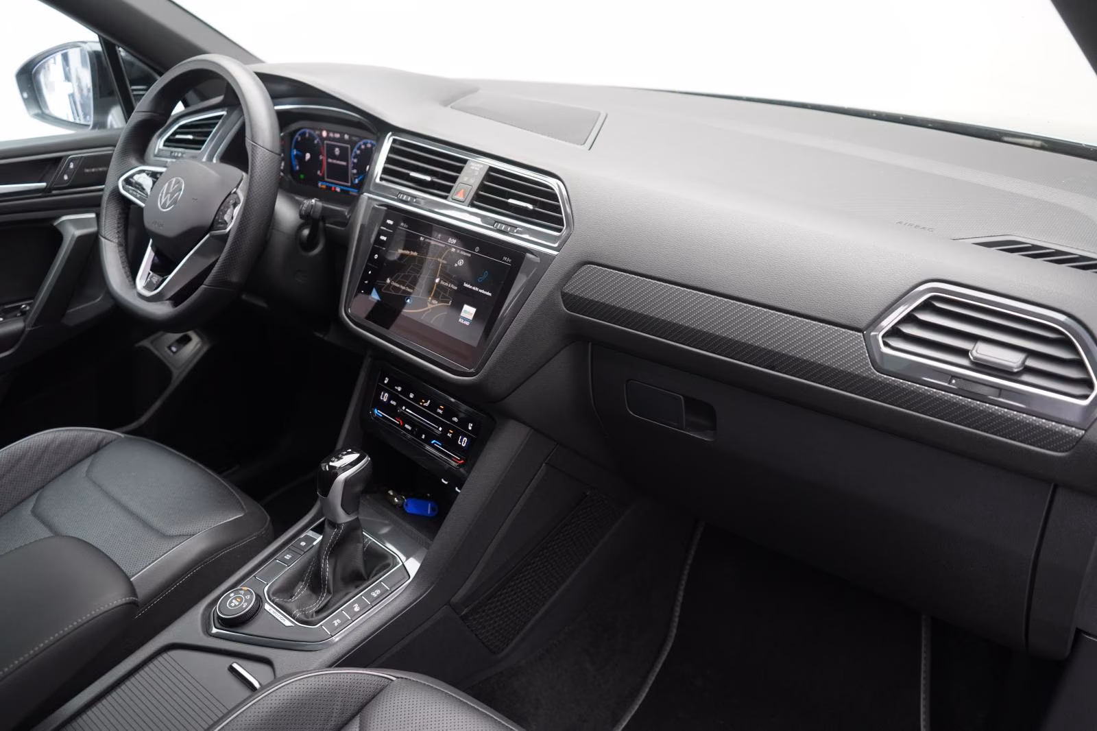 (B-160) Volkswagen Tiguan Allspace 2.0 TDI 4Motion R-Line Leder/ACC - Image 10