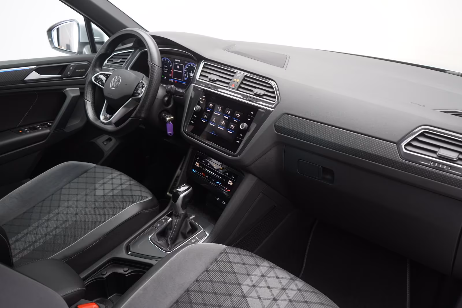 (B-553) Volkswagen Tiguan 1,5 TSI R line ACC/Kamera/Virtual/H&K/Pan - Image 10