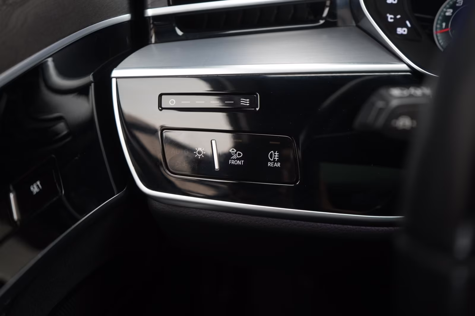 (B-407) Audi A8(Hybrid) 55 TFSI quattro tiptronic Leder/ACC/HUD/Pano/ - Image 17