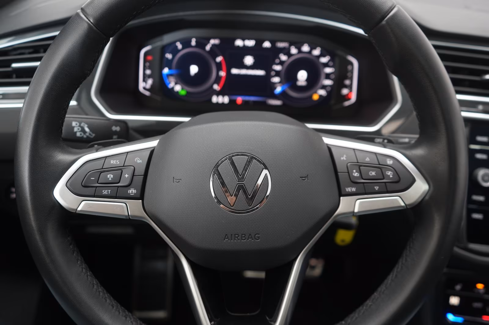 (B-504) Volkswagen Tiguan 1.5 TSI Life Move ACC/Kamera/Pano/Virtual - Image 13