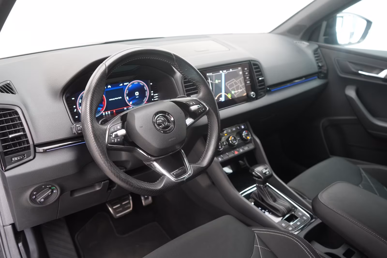 (B-757) Skoda Karoq 2.0 TDI 4x4 DSG Sportline AHK/Matrix/Virtu - Image 7