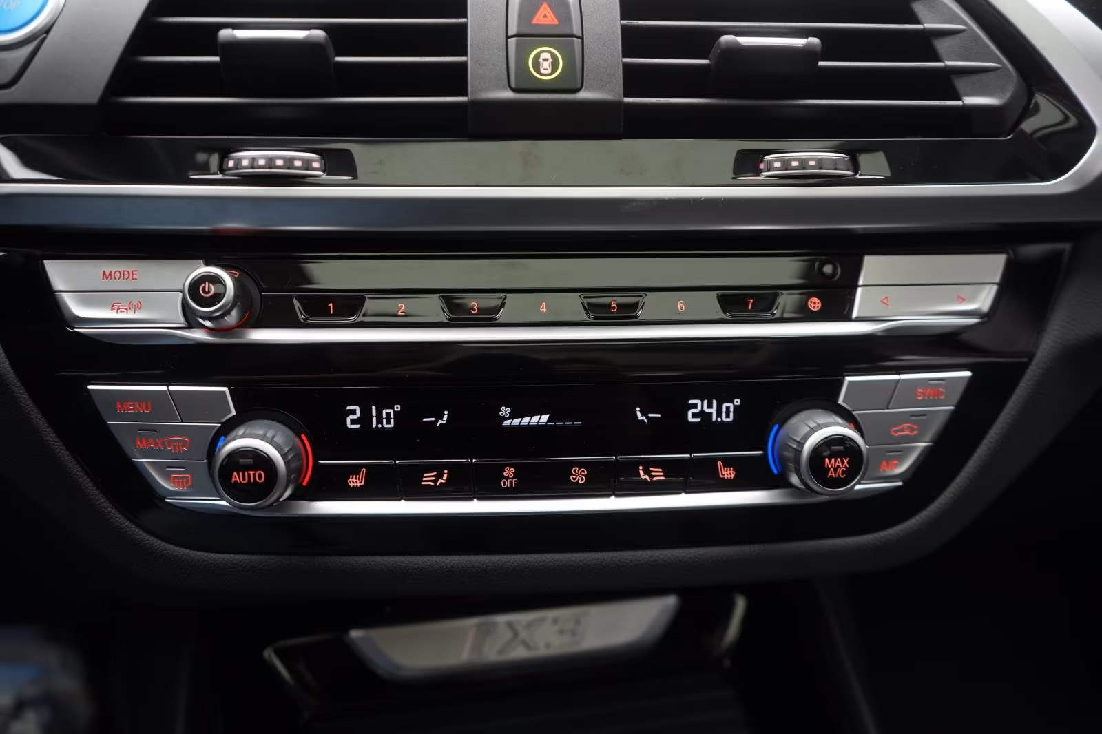 (B-434) BMW iX3 Inspiring Leder/ACC/Kamera/Pano/Virtual/Lane - Image 16