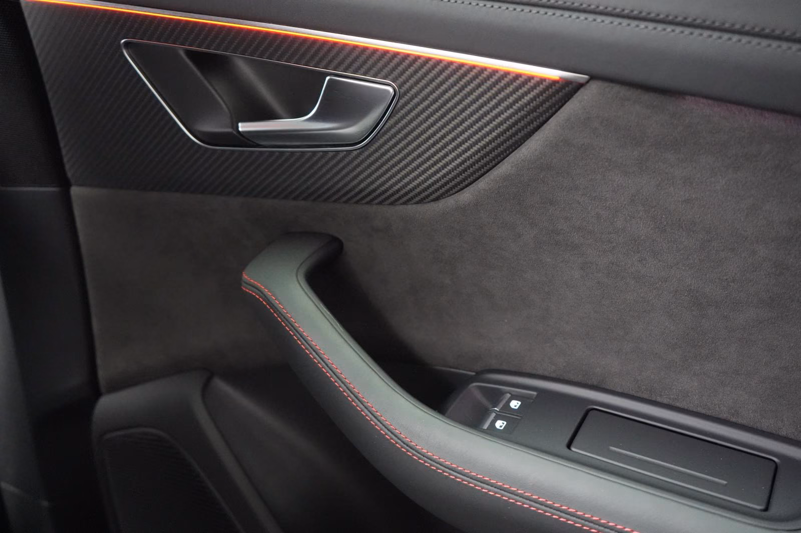 (B-608) Audi RSQ8 TFSI quattro tiptronic Leder/HUD/Pano/B&O/C - Image 21