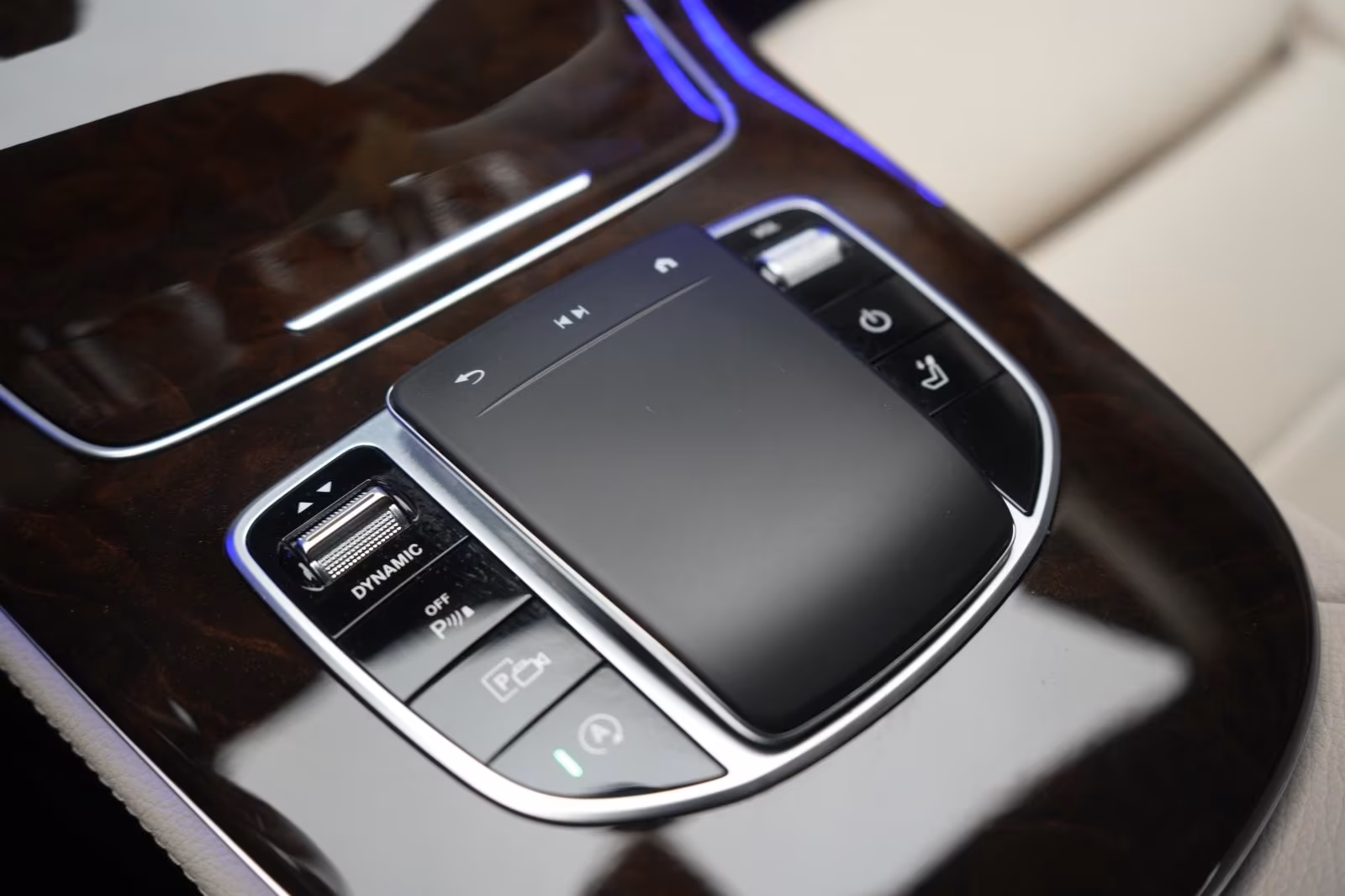 (B-541) Mercedes-Benz E 220 d T 9G-Tronic Navi/Temp/Kamera/AHK/ - Image 19
