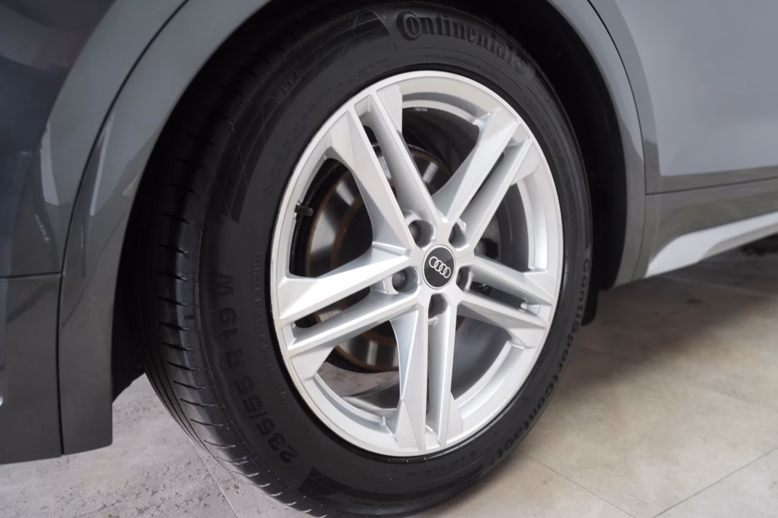 (B-661) Audi Q5 50 TDI quattro S line ACC/Virtual/Luft/Lane/ - Image 26