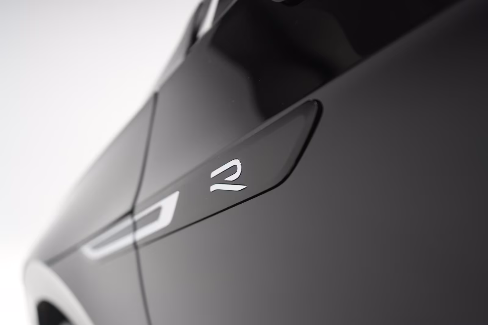 (B-013) Volkswagen Arteon Shooting Brake R 2.0 TSI 4Motion DSG Lede - Image 24