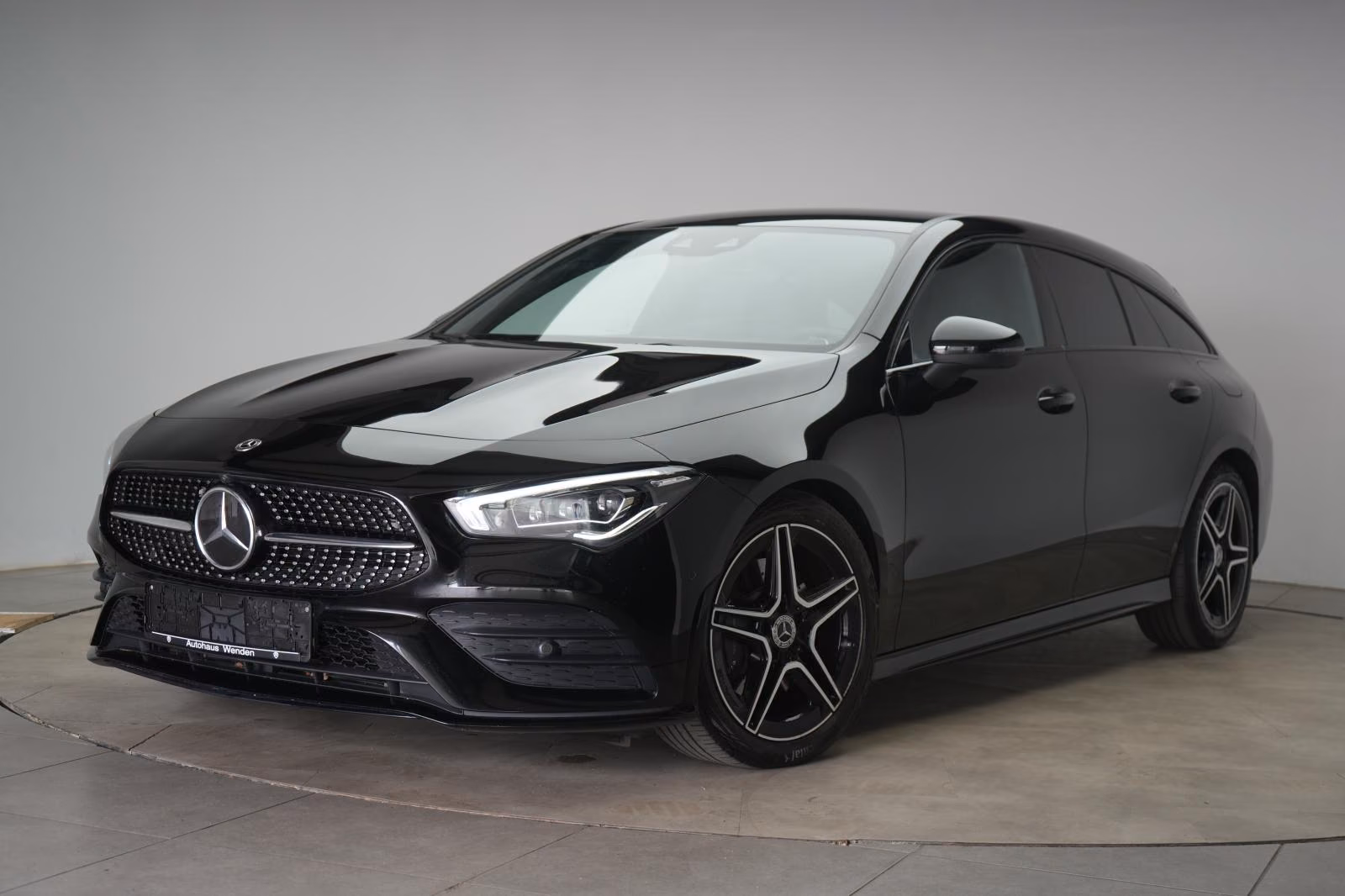 (B-184) Mercedes-Benz CLA 220 Shooting Brake d 8G-DCT AMG Leder/Dis - Image 3
