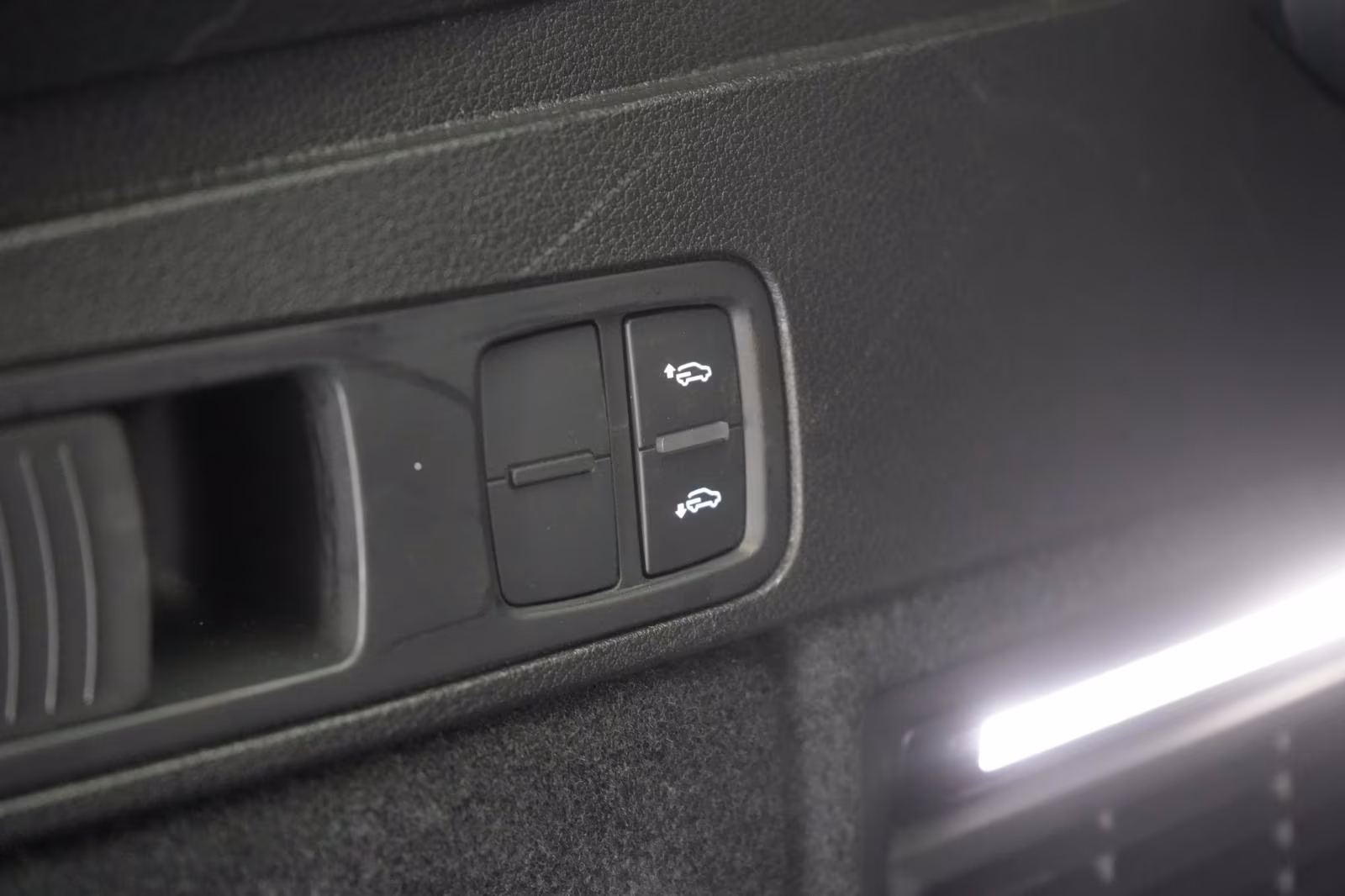 (B-733) Audi(Hybrid) Q5 50 TFSIe Sportback S Line S tronic Temp/Virtu - Image 24