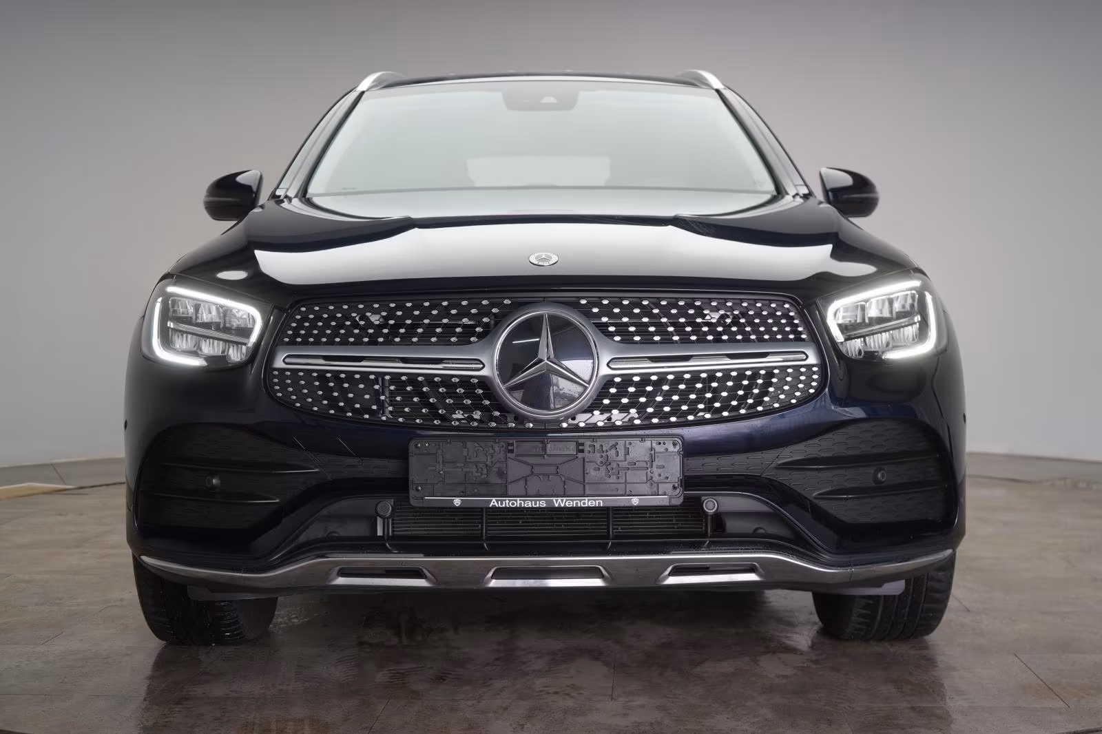 (B-272) Mercedes-Benz GLC 300 d 4Matic 9G-Tronic AMG Temp/Kamera/ - Image 2
