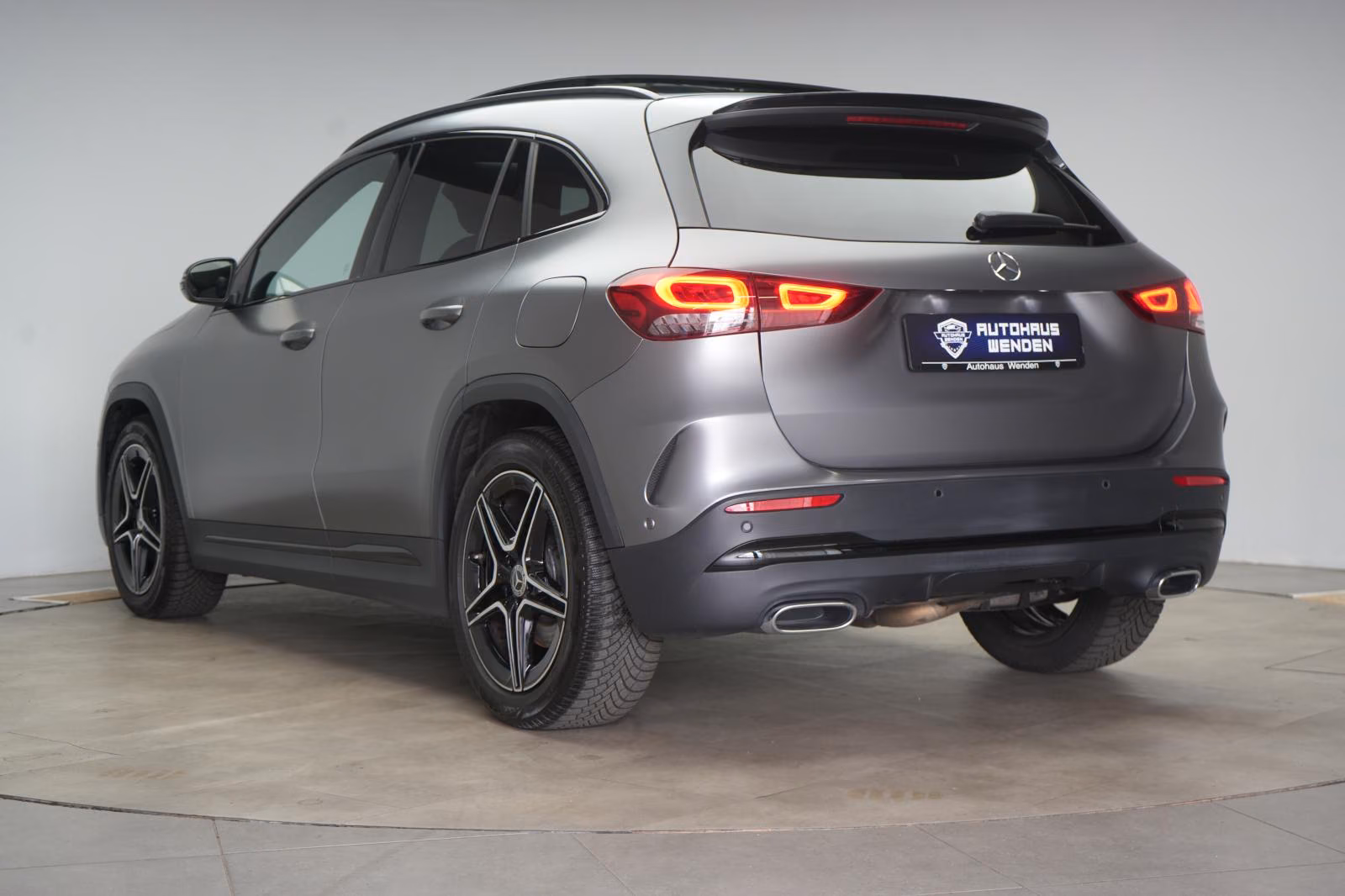 (B-060) Mercedes-Benz GLA 220 d 4Matic 8G-DCT AMG Temp/Kamera/Pa - Image 4