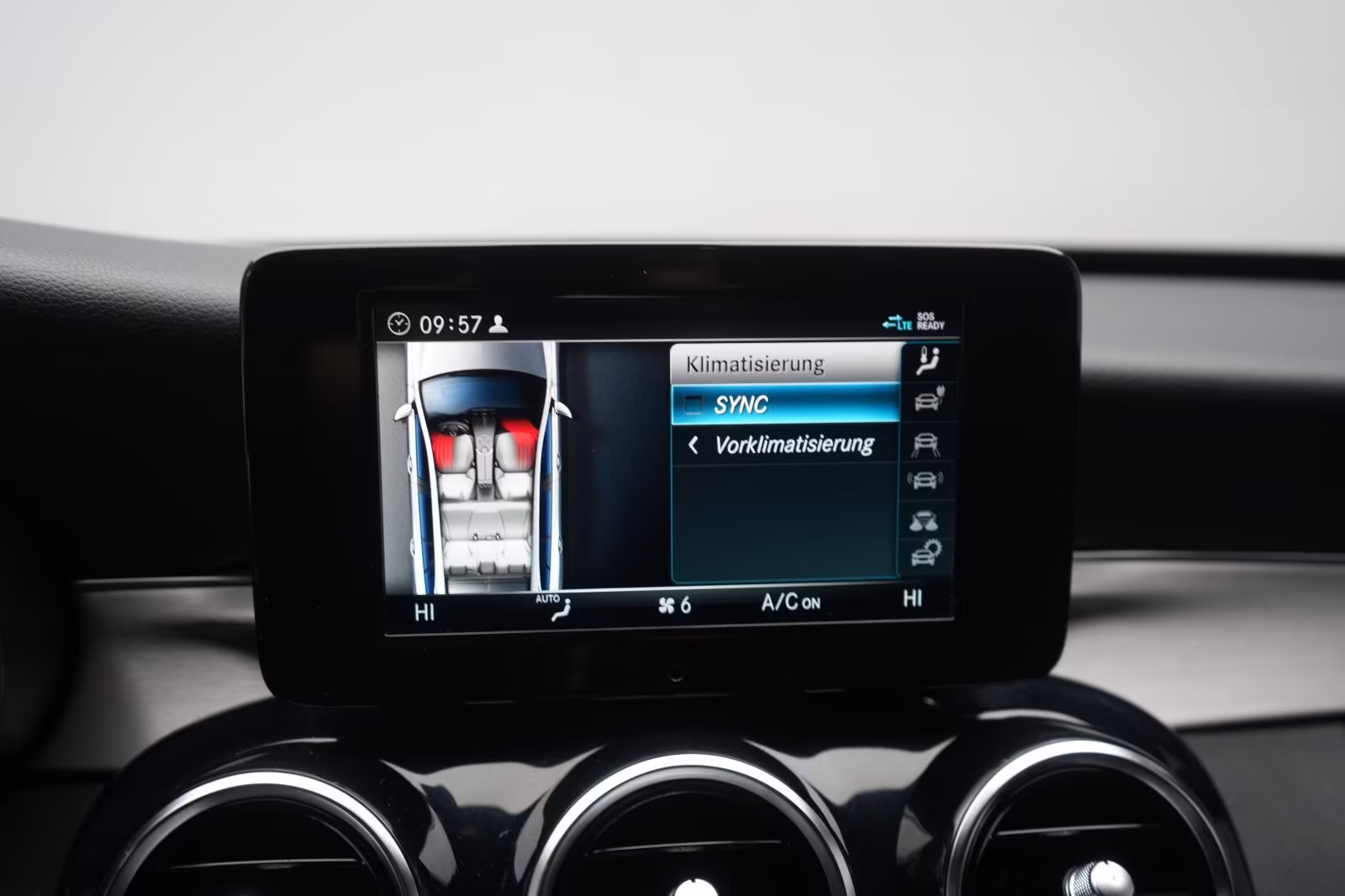 (B-571) Mercedes-Benz(Hybrid) C 300 de T 9G-Tronic AMG Temp/Kamera/Burmes - Image 16